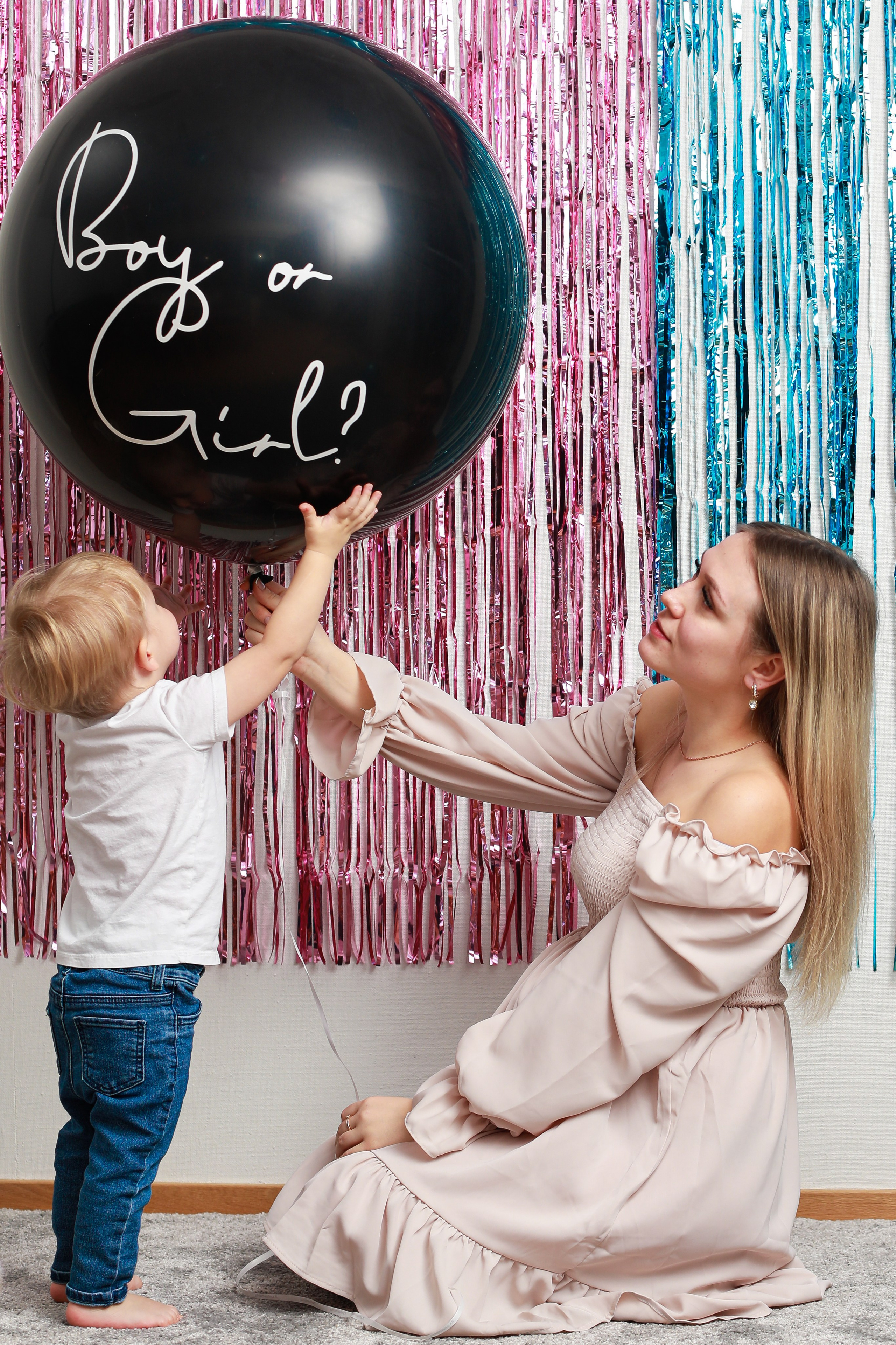 Boy or Girl?!. Ekaterina Mansur, muotokuvafotografi Suomessa (Helsingissä ja Uudellam