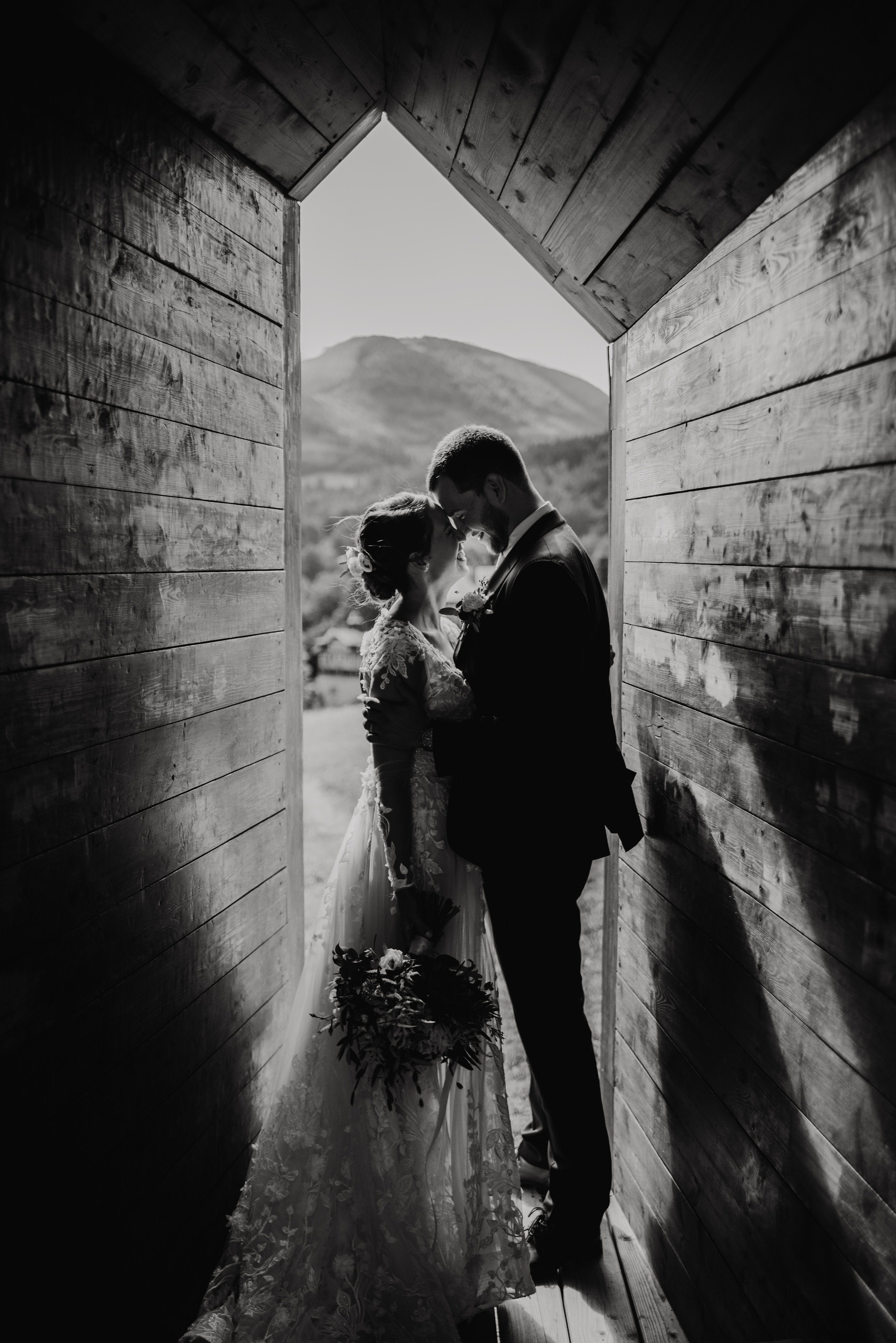 Svatba v Beskydech. Hotel Rekovice. Lifestyle, wedding and family photographer