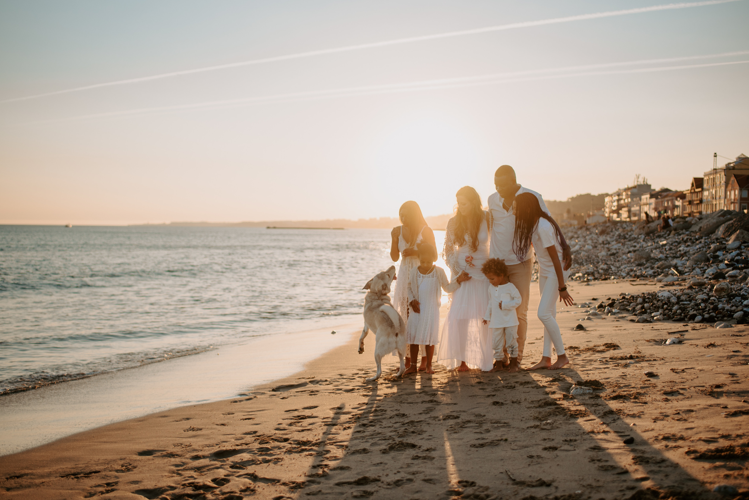 Family photographer based in Lisbon. Lifestyle, wedding and family photographer