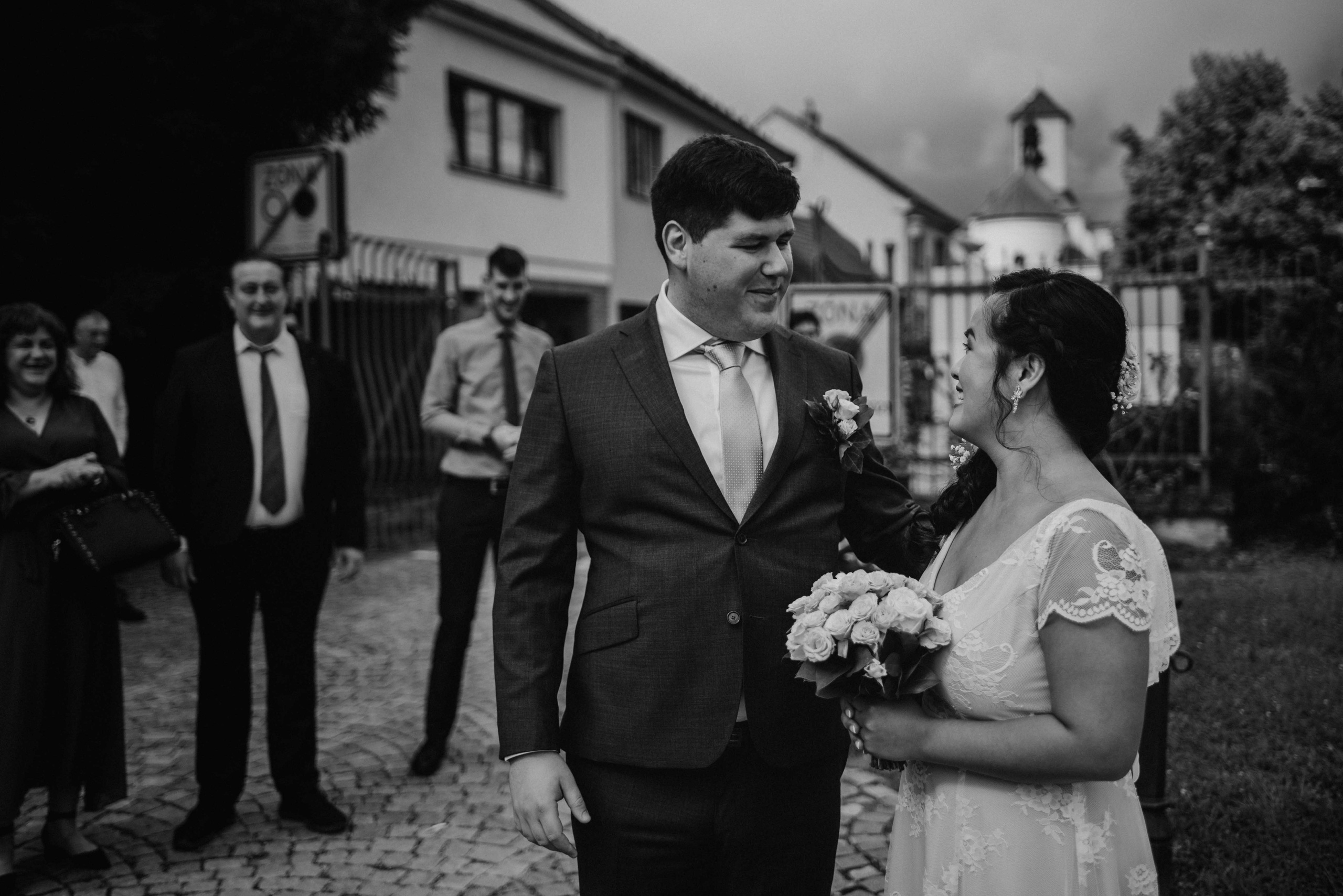 Svatba v centru Brna na Zelném trhu. Lifestyle, wedding and family photographer