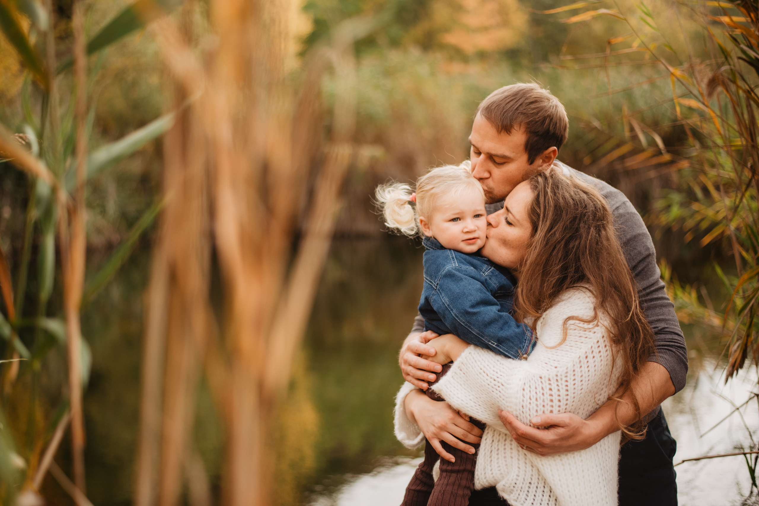 Luke, Niki, Naty. Lifestyle, wedding and family photographer