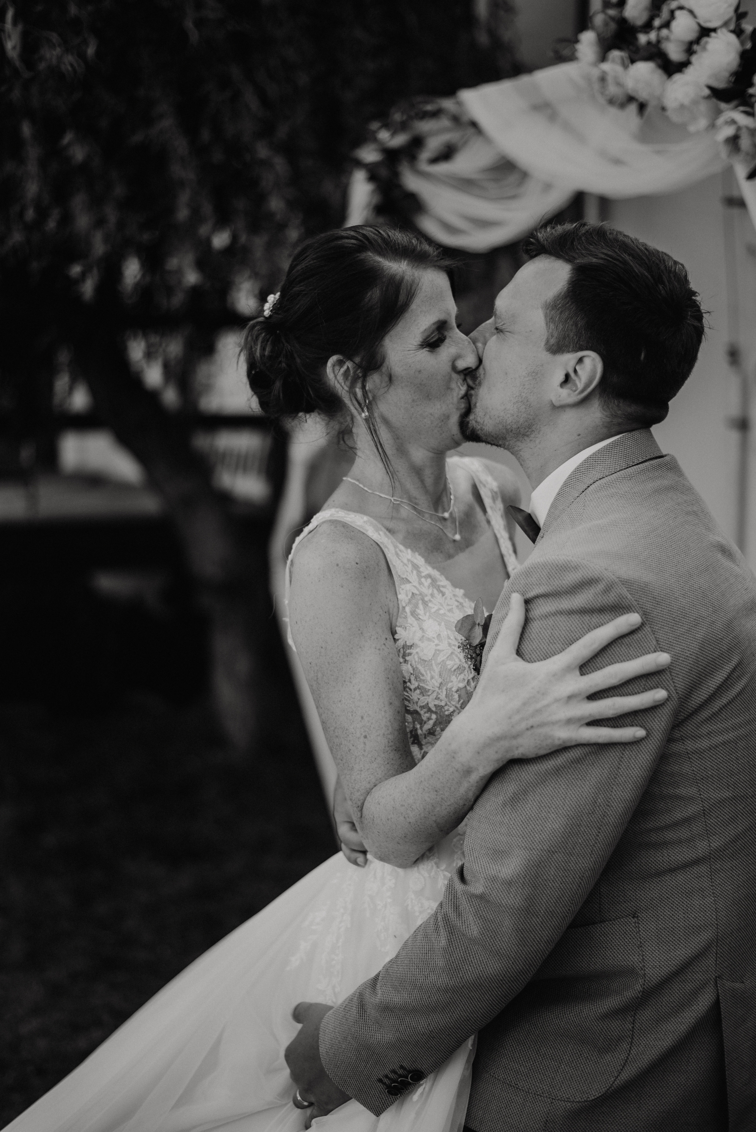 Rustic wedding. Svatba v rustikálním stylu poblíž Brna. Lifestyle, wedding and family photographer