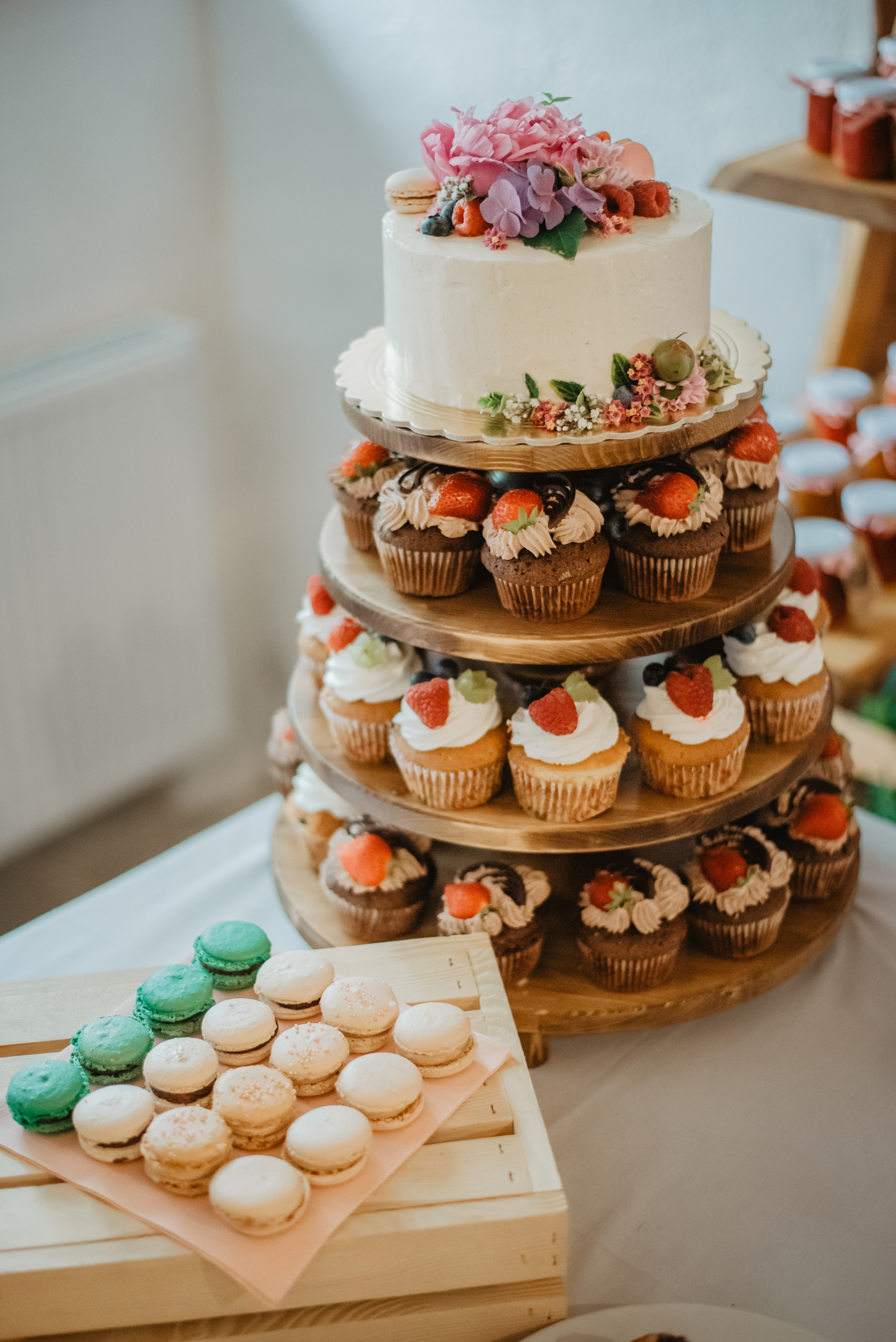 Rustic wedding. Svatba v rustikálním stylu poblíž Brna. Lifestyle, wedding and family photographer