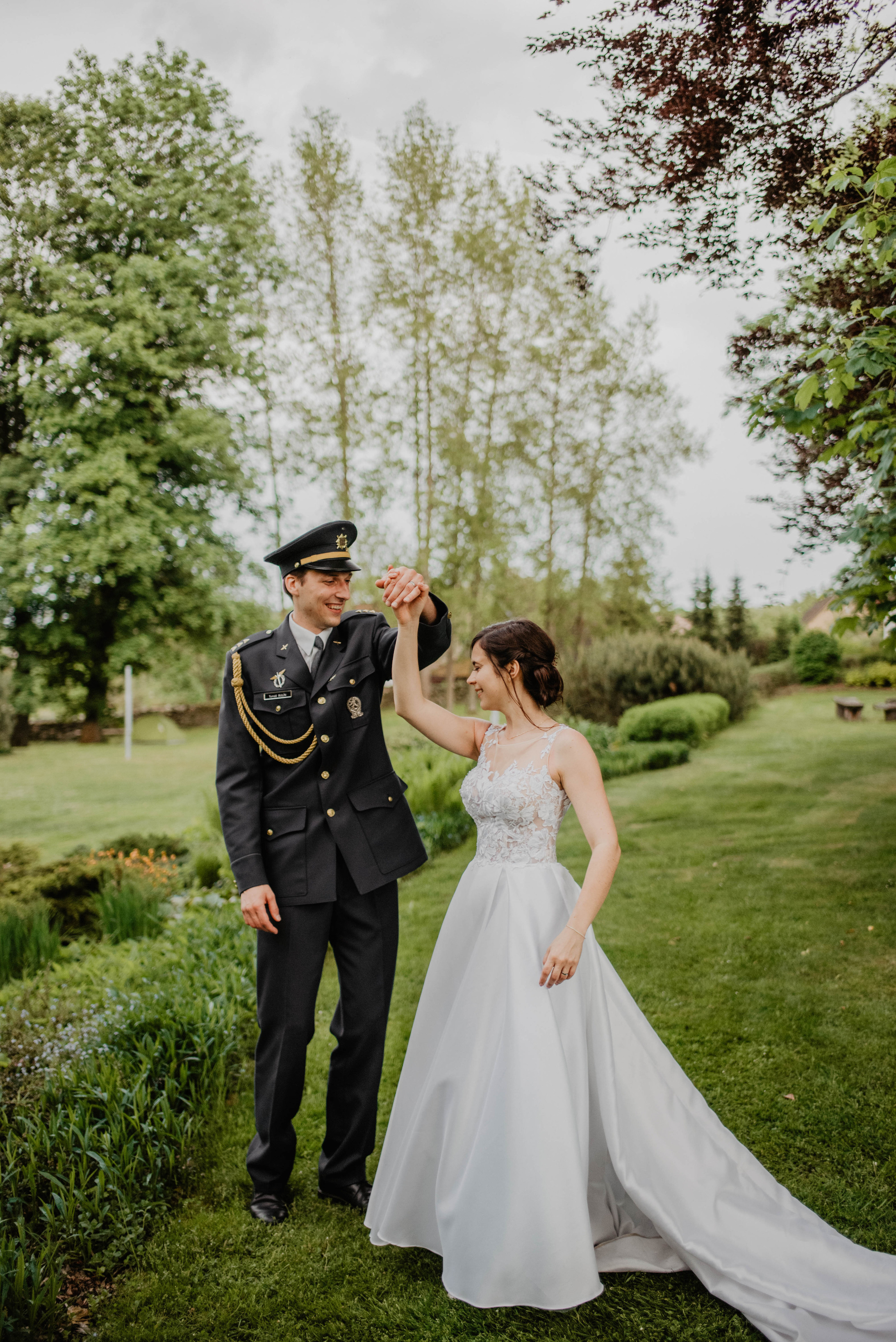 Svatba na hradě na Šumavě. Šumava. Velhartice. Lifestyle, wedding and family photographer