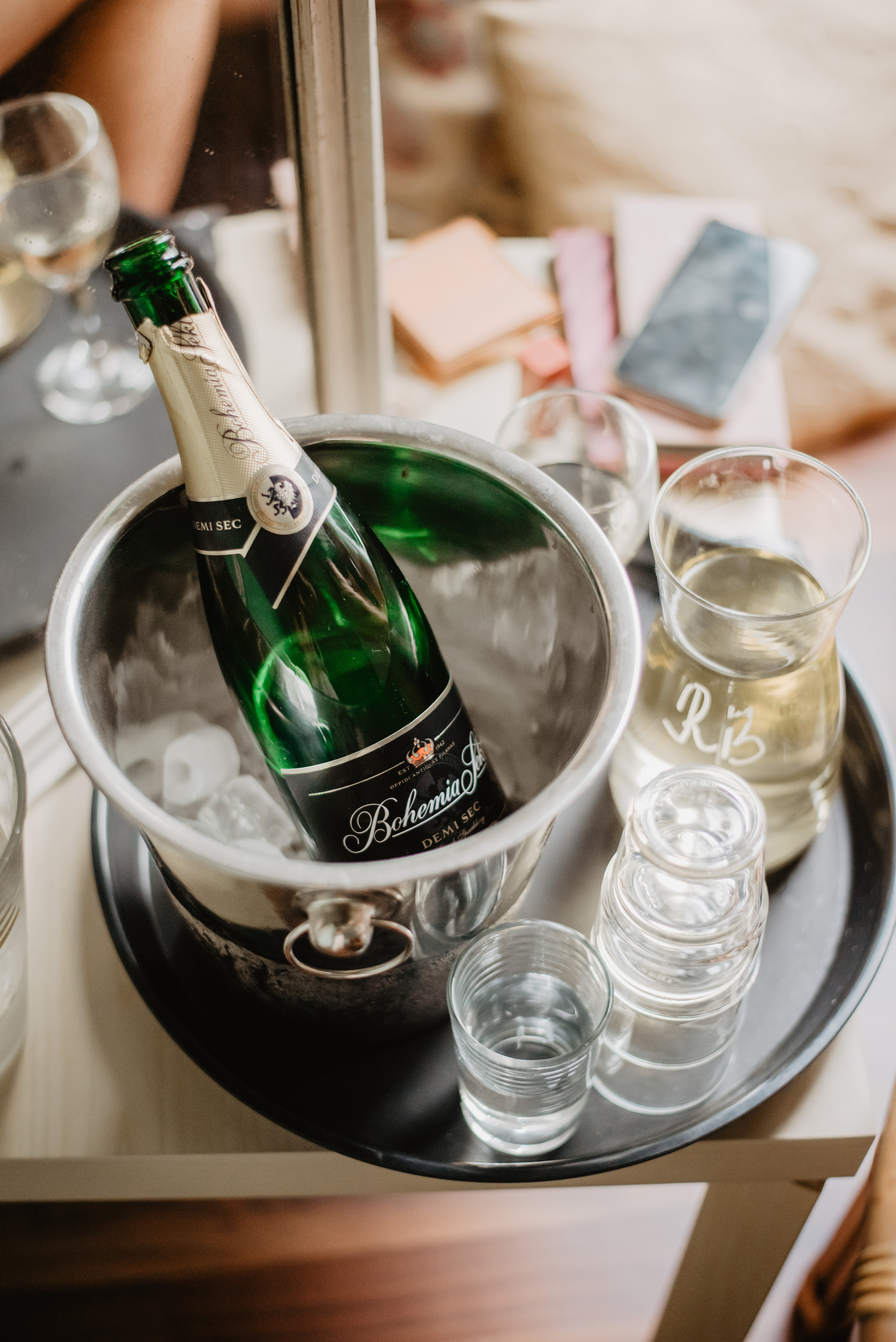 Rustic wedding. Svatba v rustikálním stylu poblíž Brna. Lifestyle, wedding and family photographer