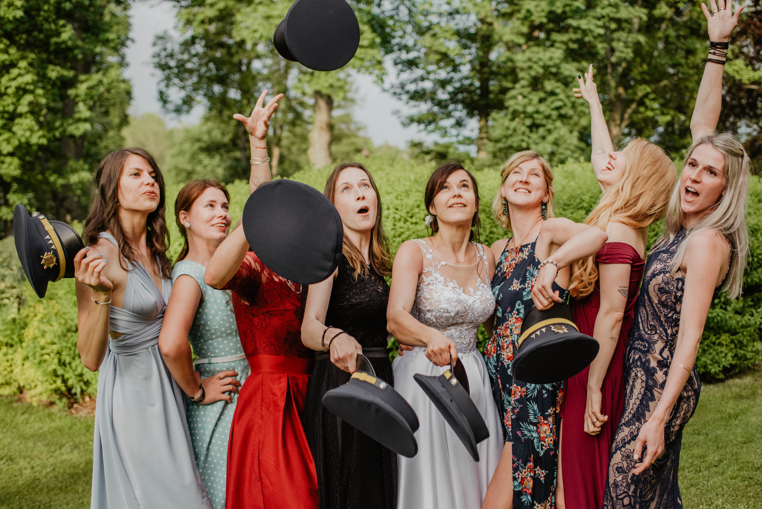 Svatba na hradě na Šumavě. Šumava. Velhartice. Lifestyle, wedding and family photographer