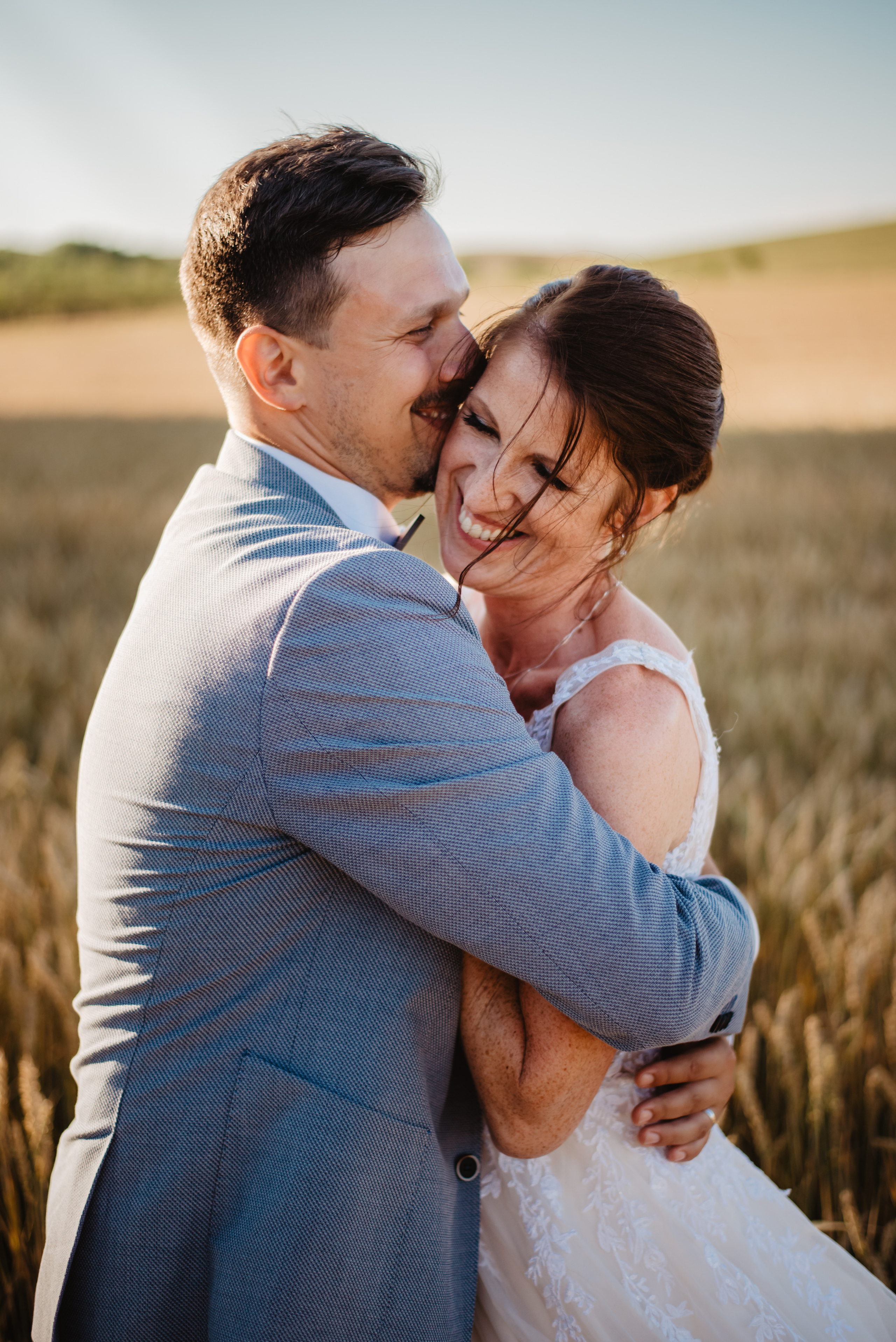 Rustic wedding. Svatba v rustikálním stylu poblíž Brna. Lifestyle, wedding and family photographer