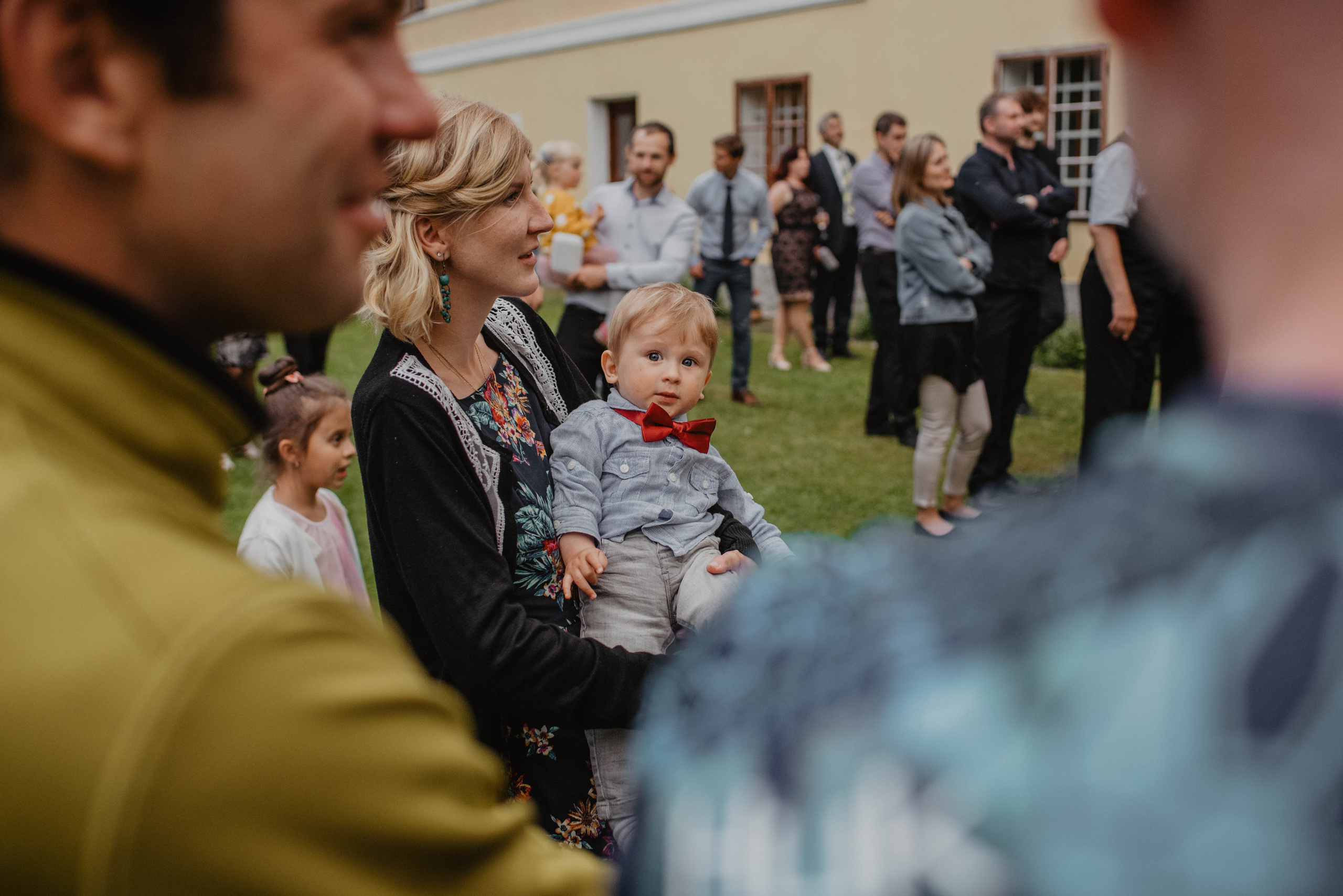 Svatba na hradě na Šumavě. Šumava. Velhartice. Lifestyle, wedding and family photographer