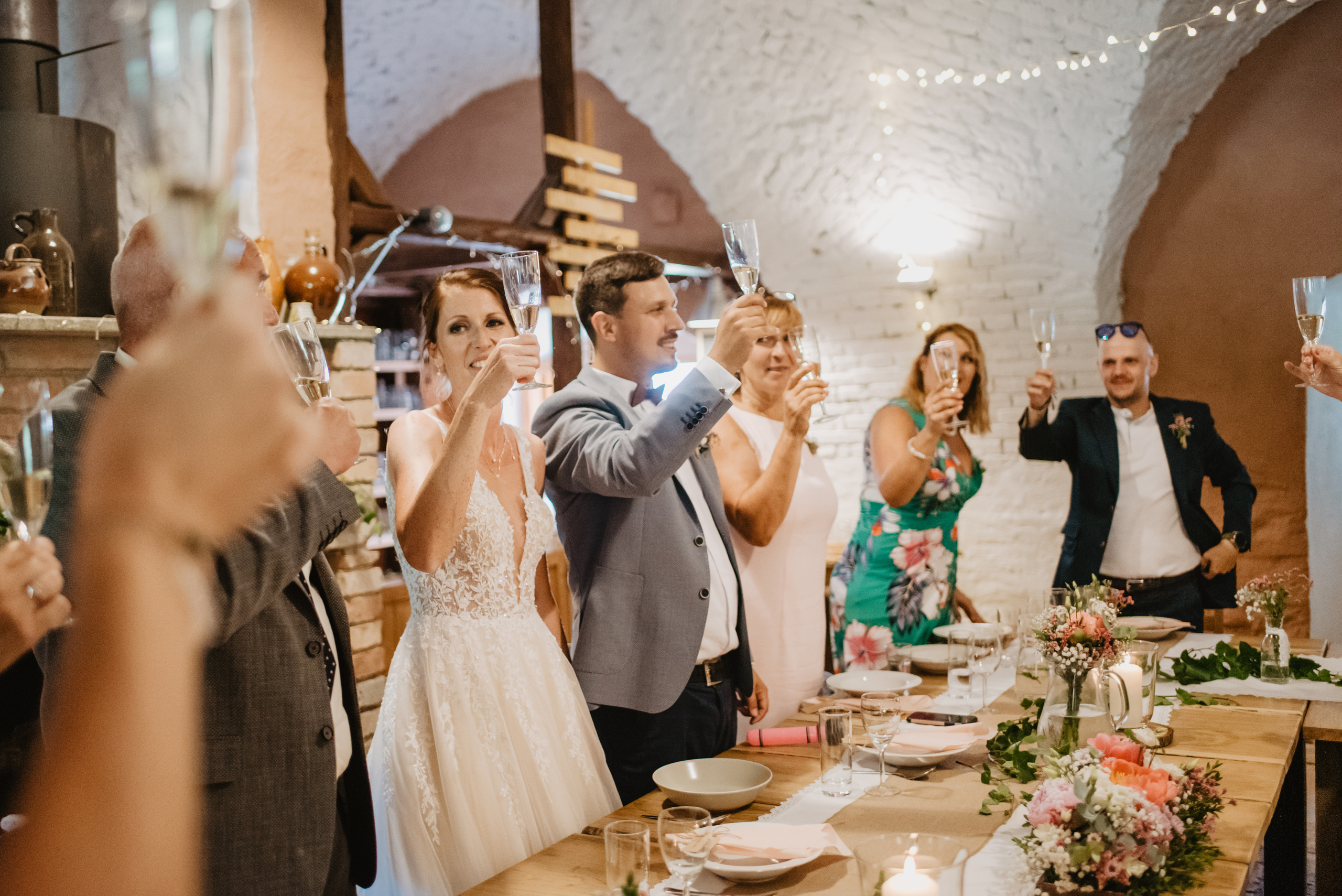 Rustic wedding. Svatba v rustikálním stylu poblíž Brna. Lifestyle, wedding and family photographer