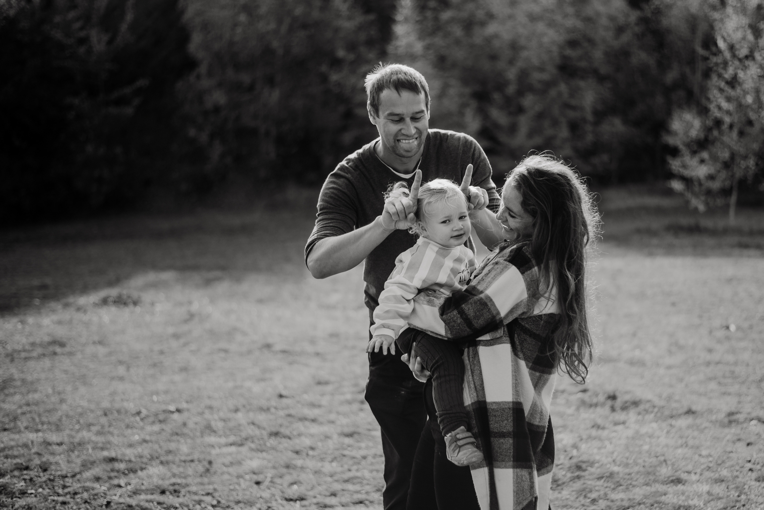 Luke, Niki, Naty. Lifestyle, wedding and family photographer