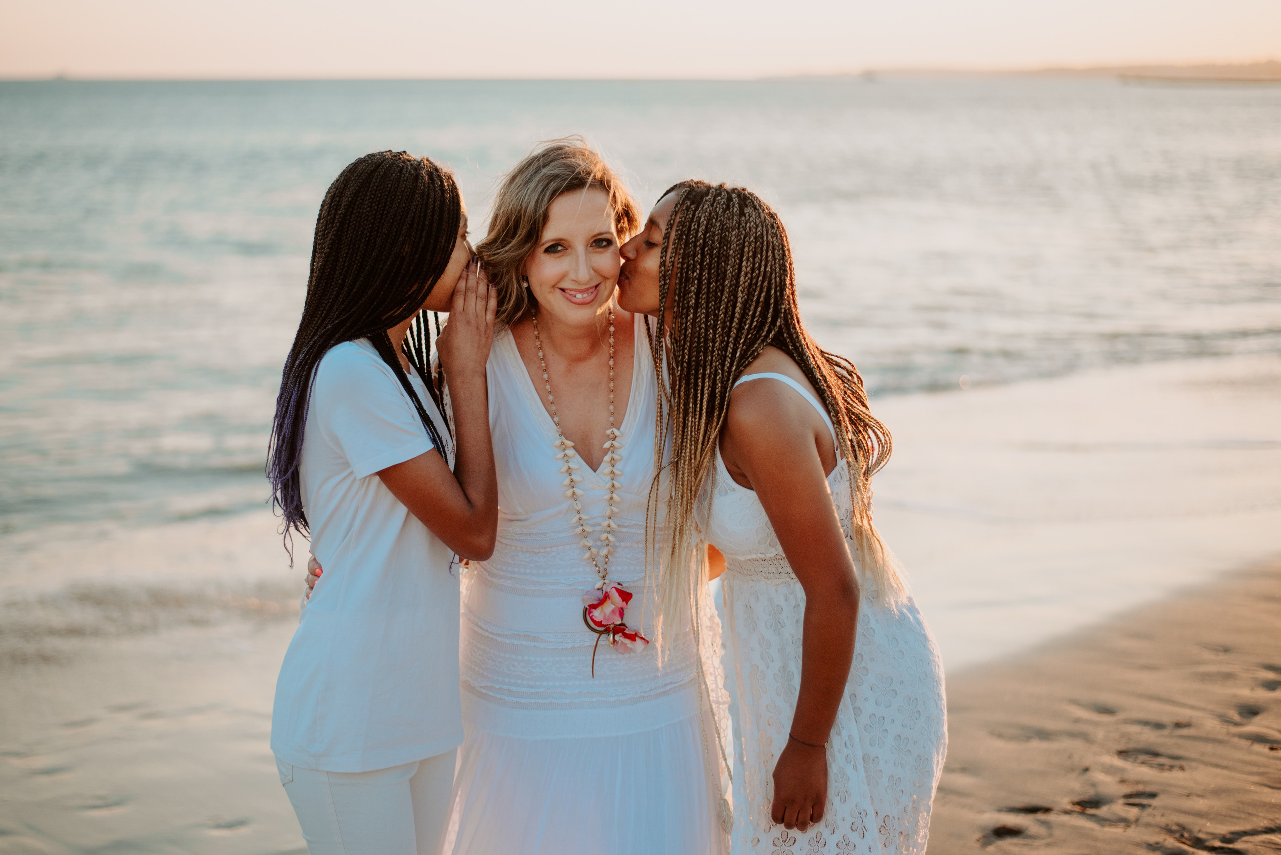 Family photographer based in Lisbon. Lifestyle, wedding and family photographer