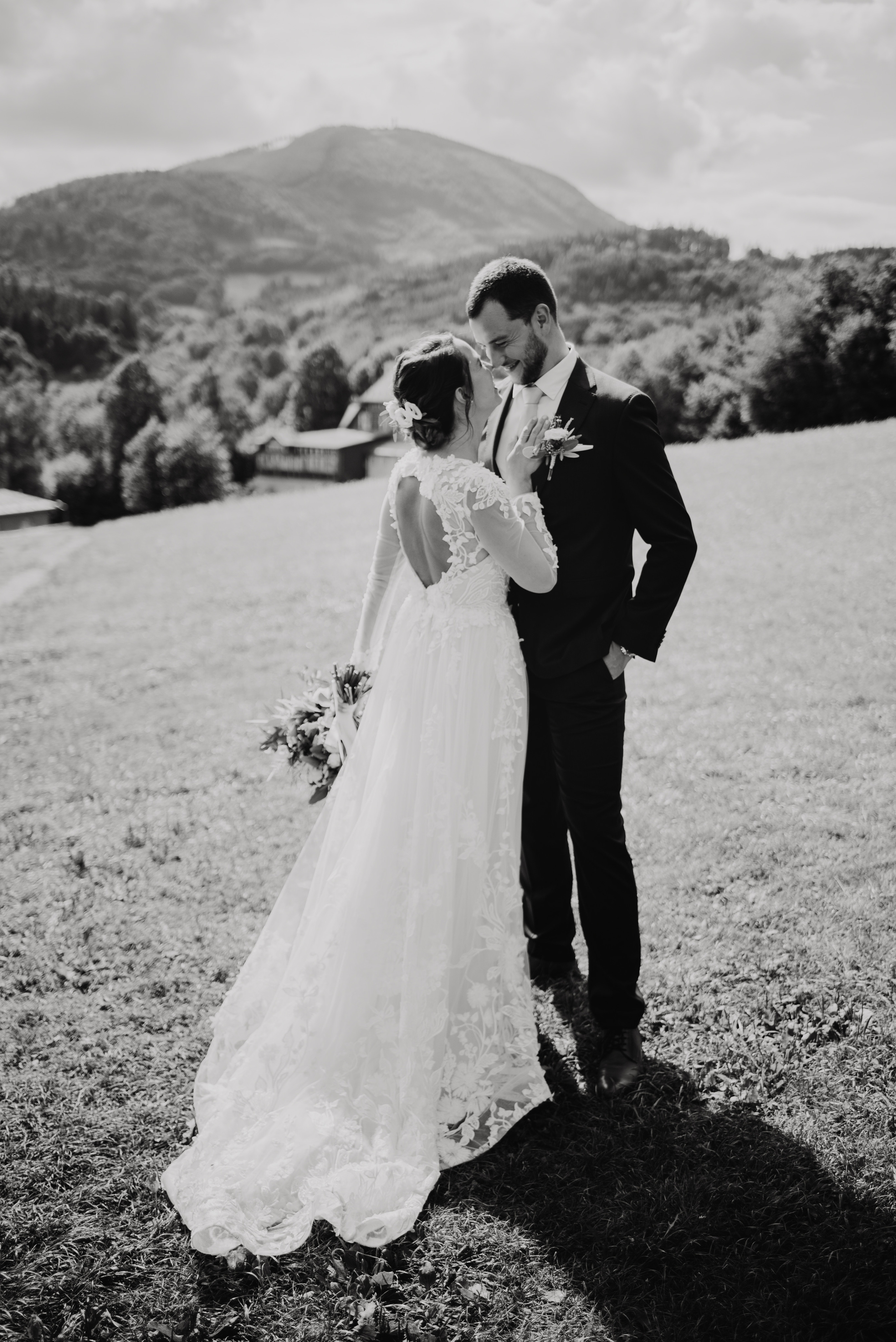 Svatba v Beskydech. Hotel Rekovice. Lifestyle, wedding and family photographer