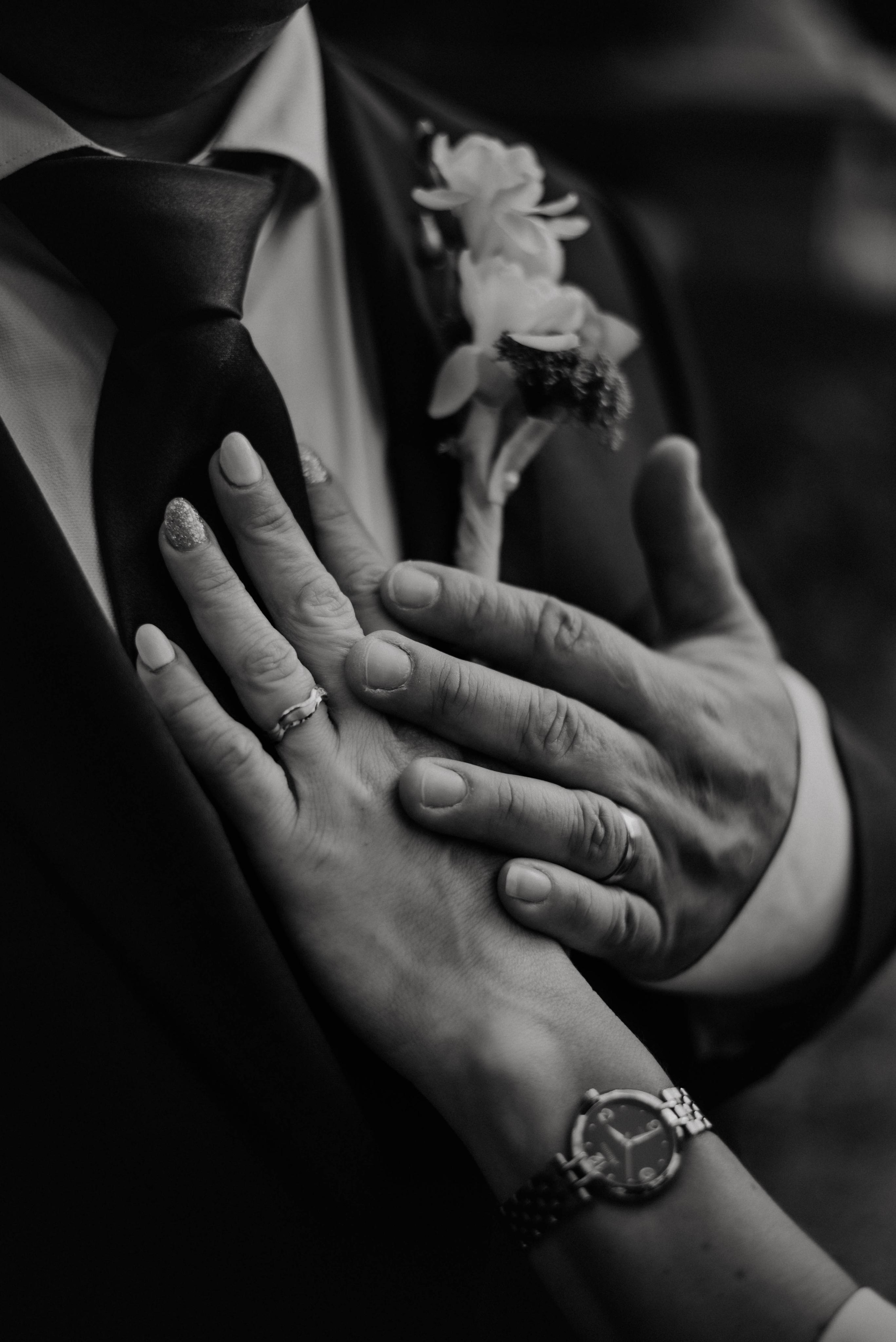 Svatba na zámku ve Slavkově u Brna. Lifestyle, wedding and family photographer