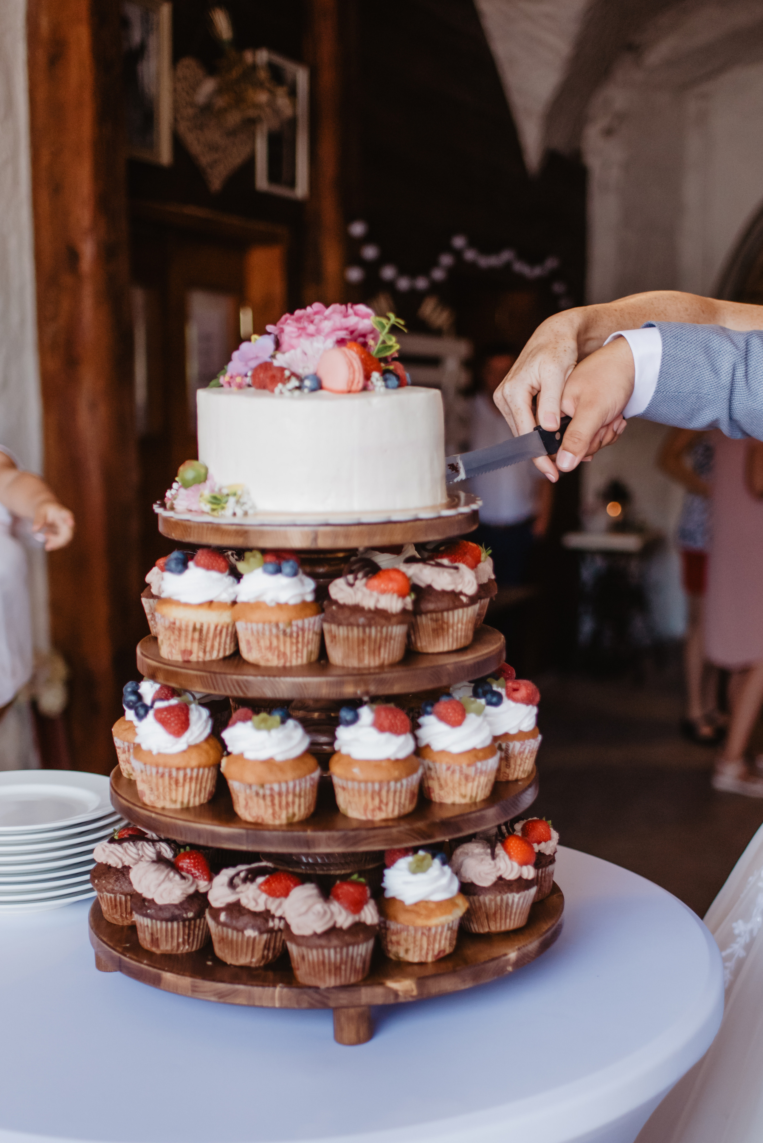 Rustic wedding. Svatba v rustikálním stylu poblíž Brna. Lifestyle, wedding and family photographer