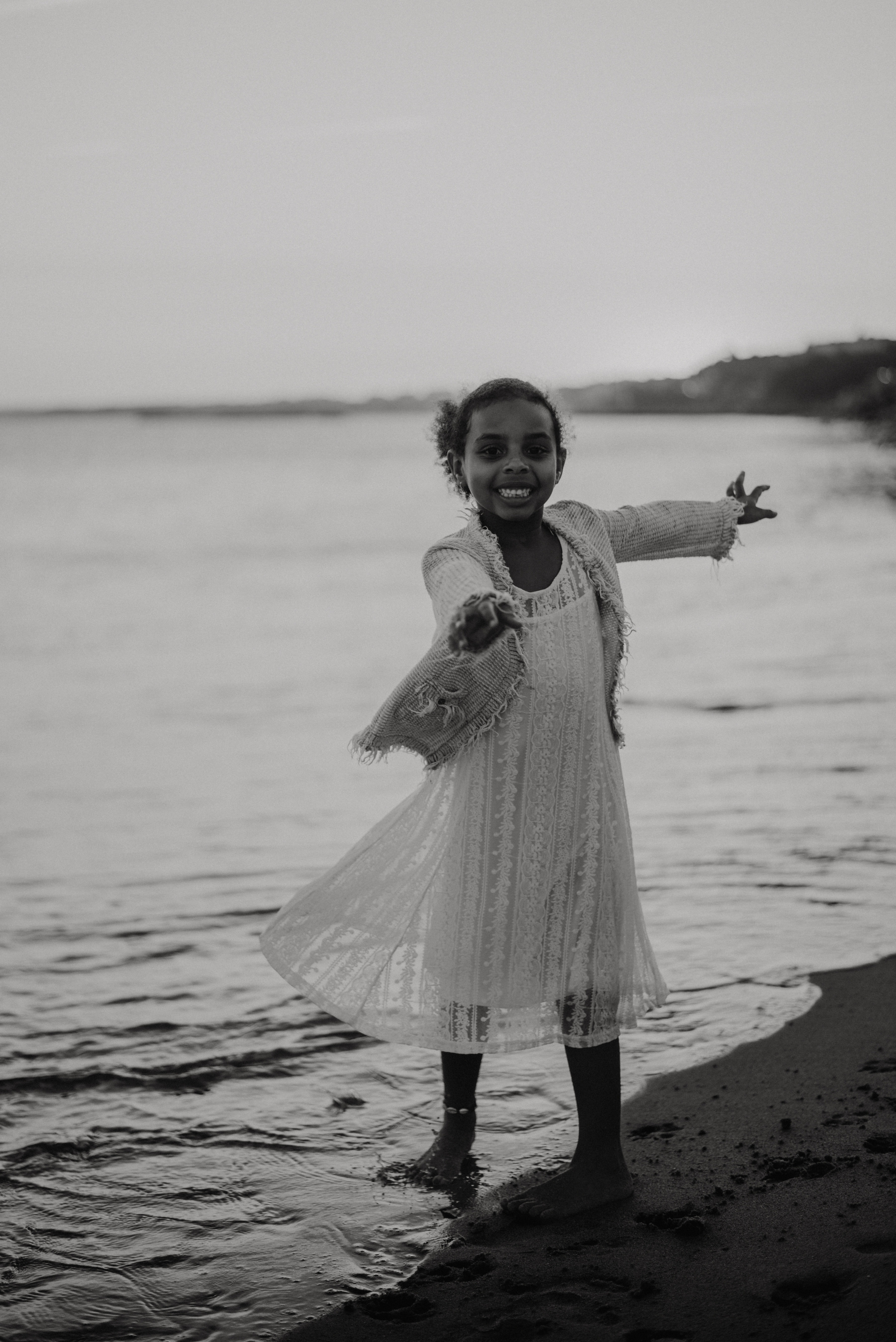 Family photographer based in Lisbon. Lifestyle, wedding and family photographer