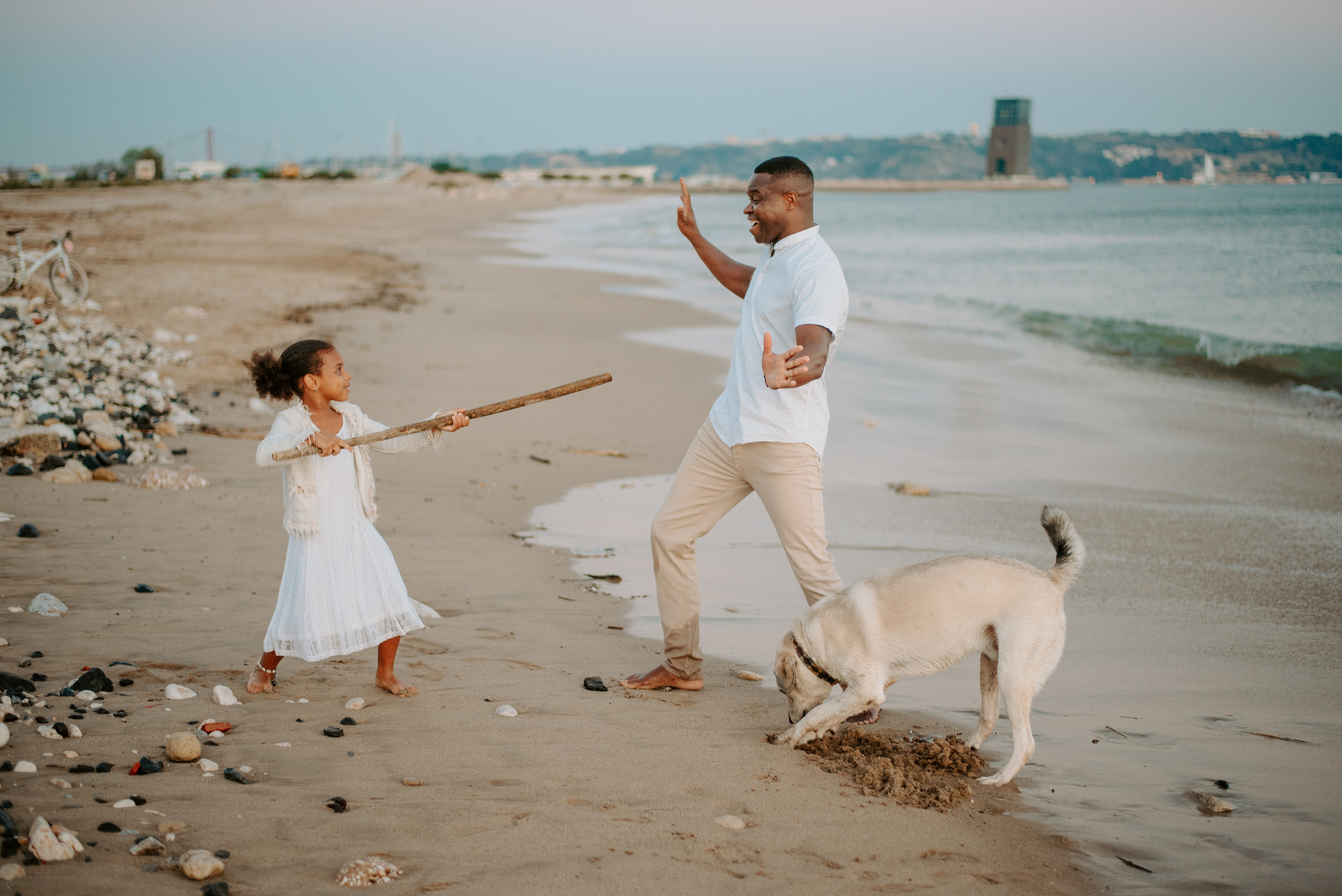 Family photographer based in Lisbon. Lifestyle, wedding and family photographer