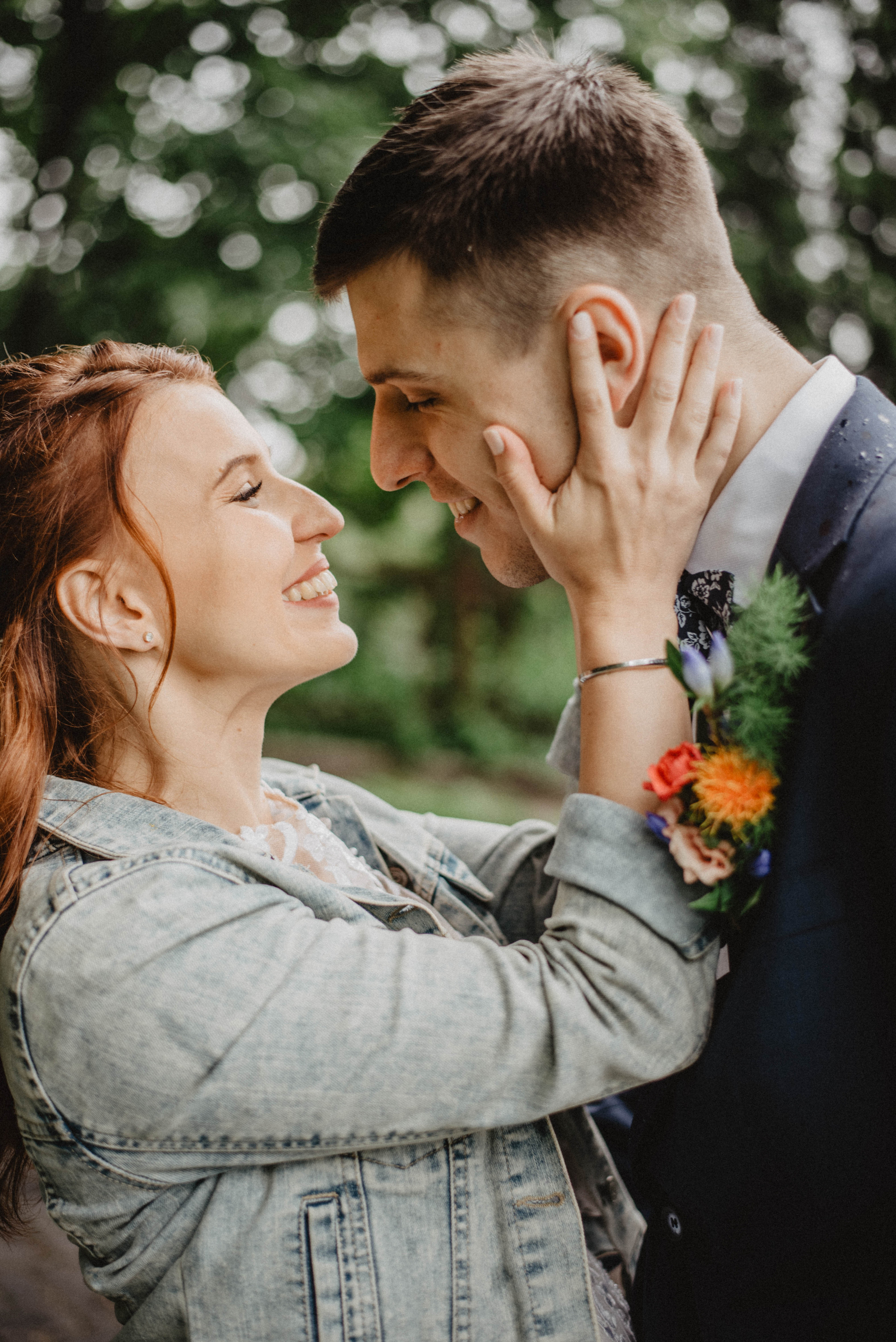 Svatba v Táboře v parku. Lifestyle, wedding and family photographer