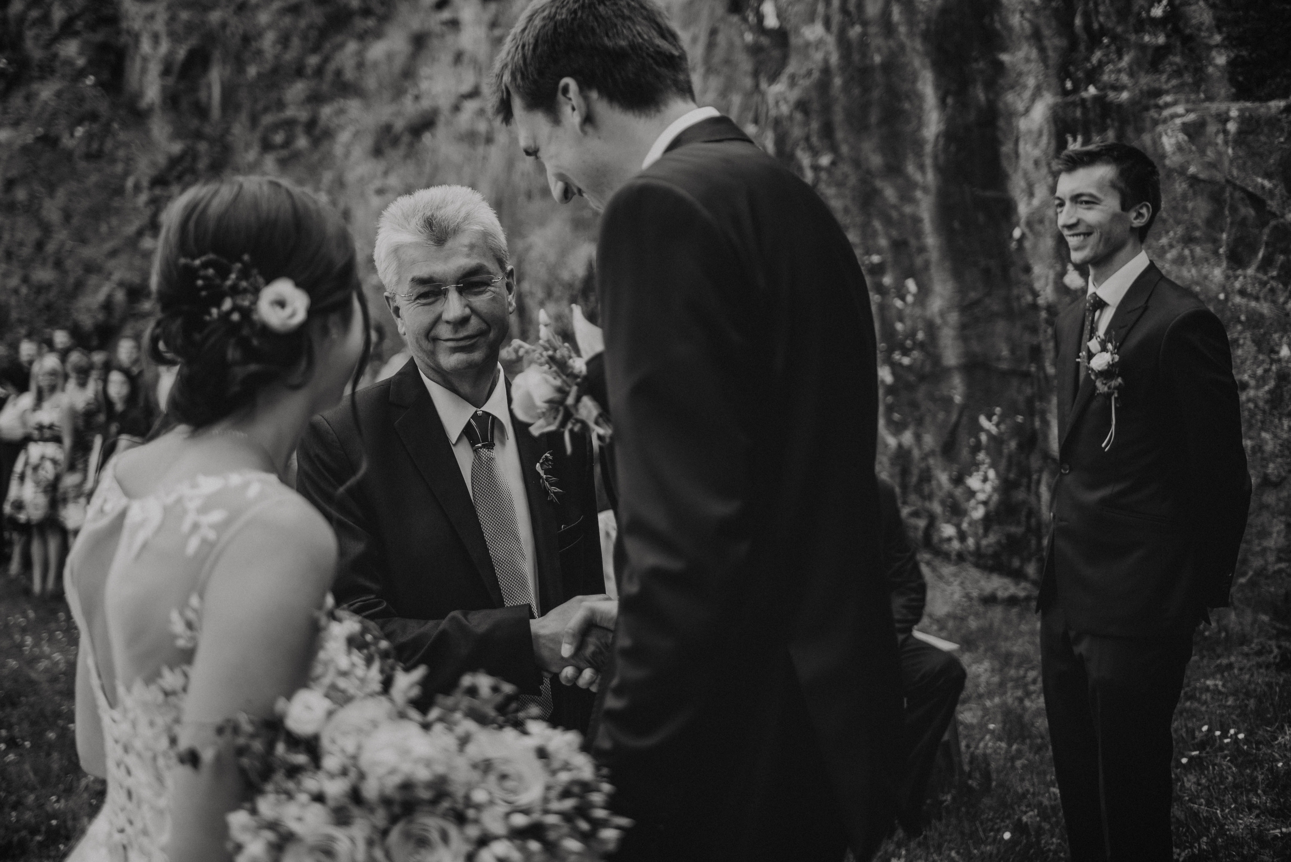 Svatba na hradě na Šumavě. Šumava. Velhartice. Lifestyle, wedding and family photographer