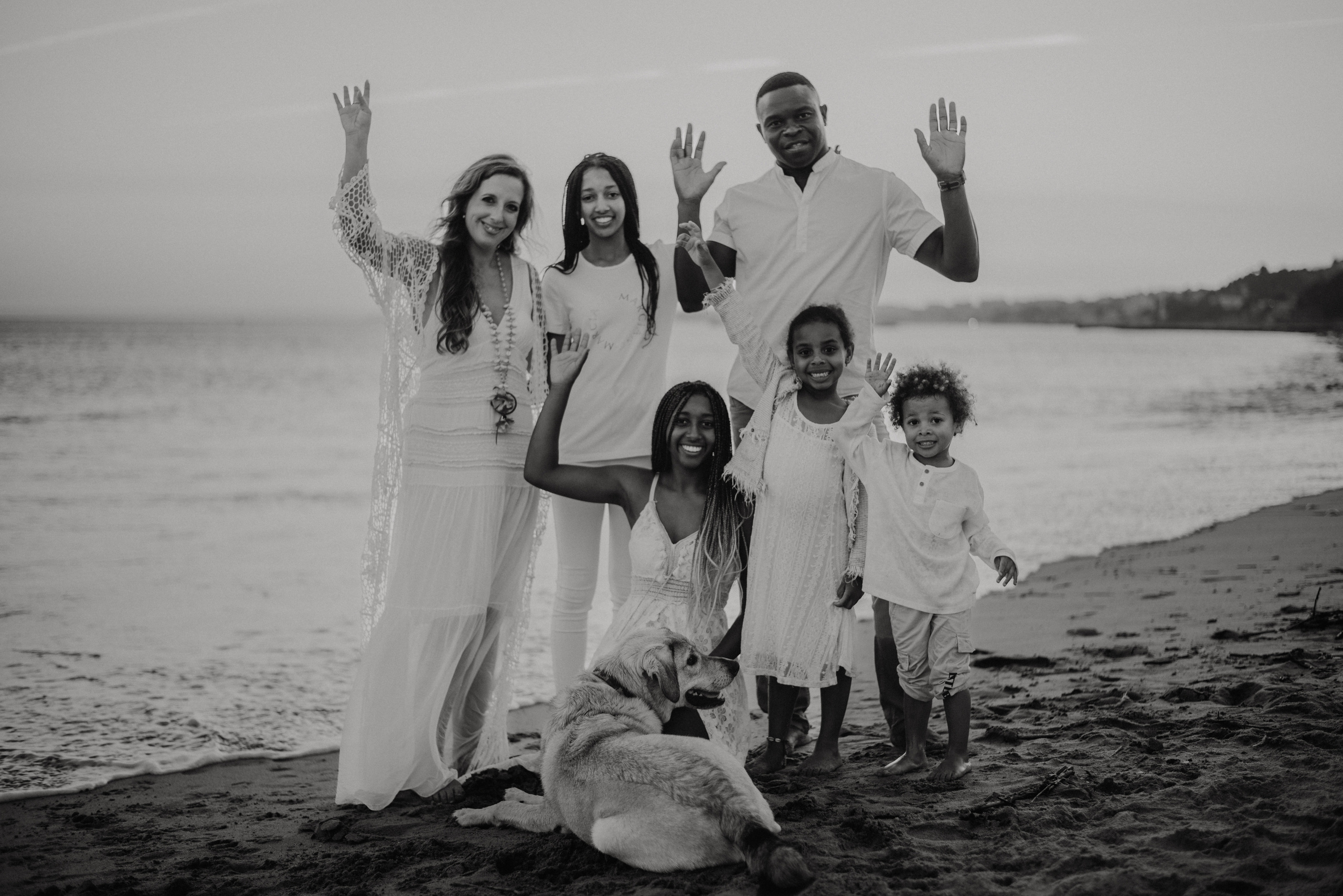 Family photographer based in Lisbon. Lifestyle, wedding and family photographer