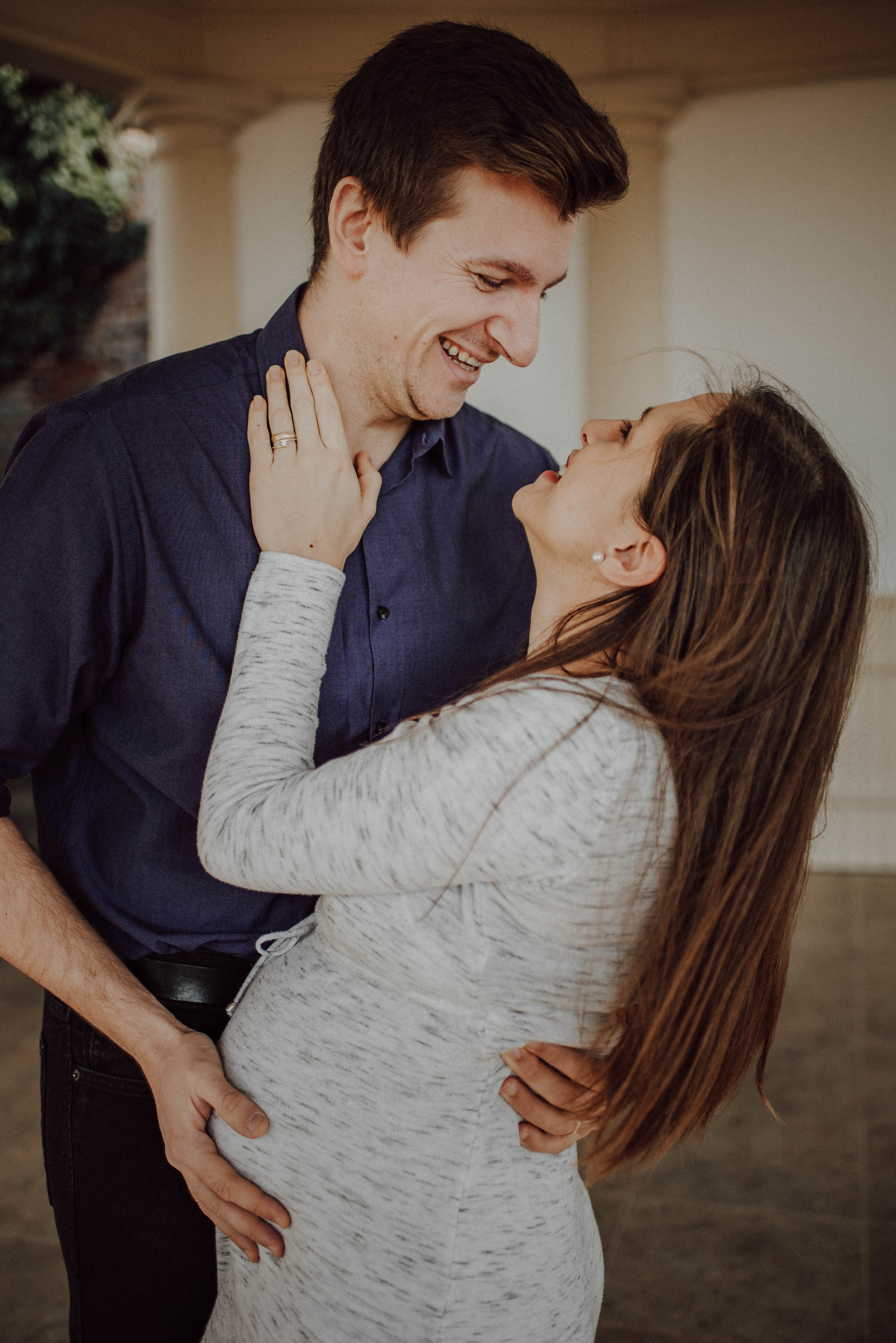 Veronika Jirková Couple in love during spring pregnancy photoshoot. Lifestyle, wedding and family photographer