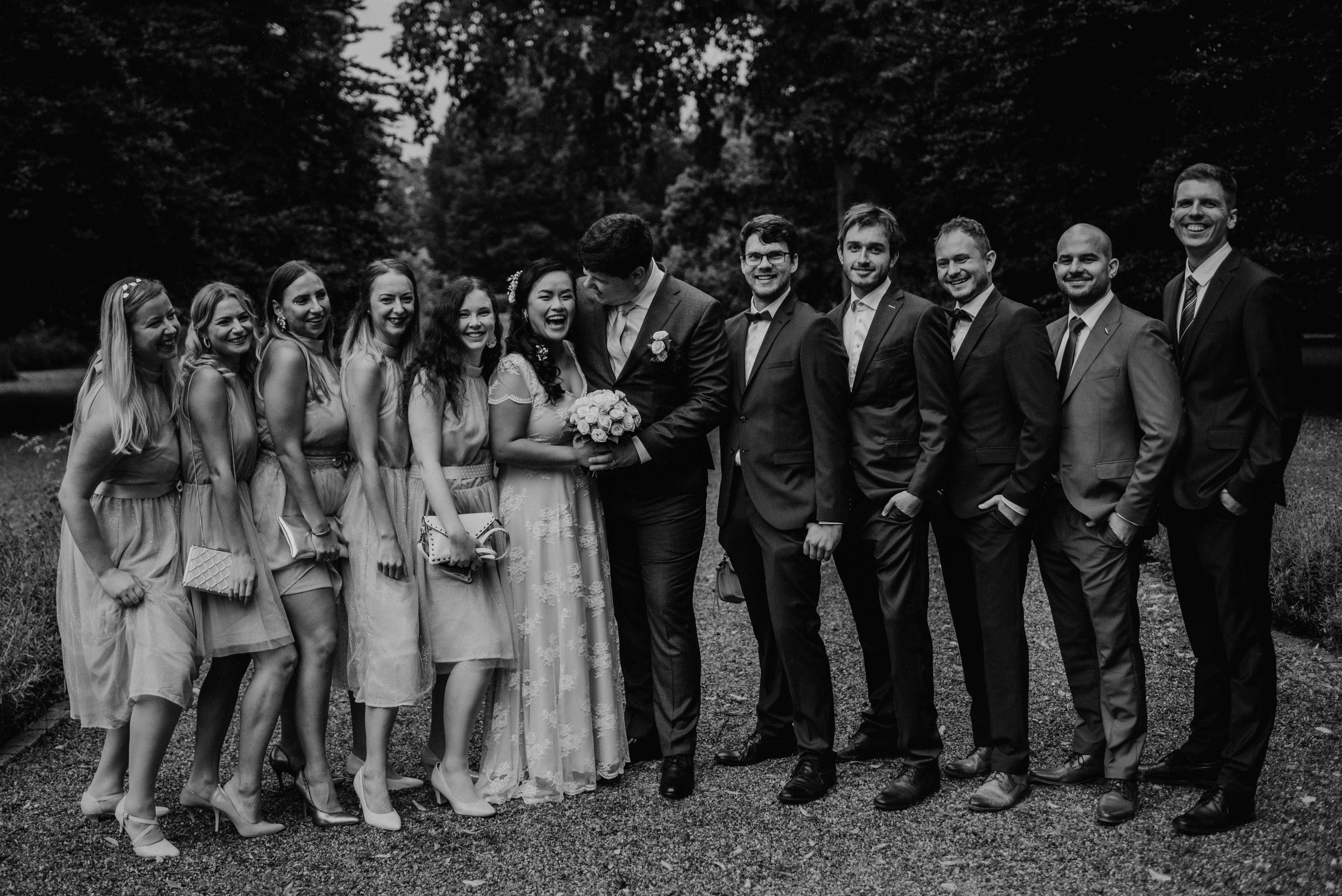 Svatba v centru Brna na Zelném trhu. Lifestyle, wedding and family photographer