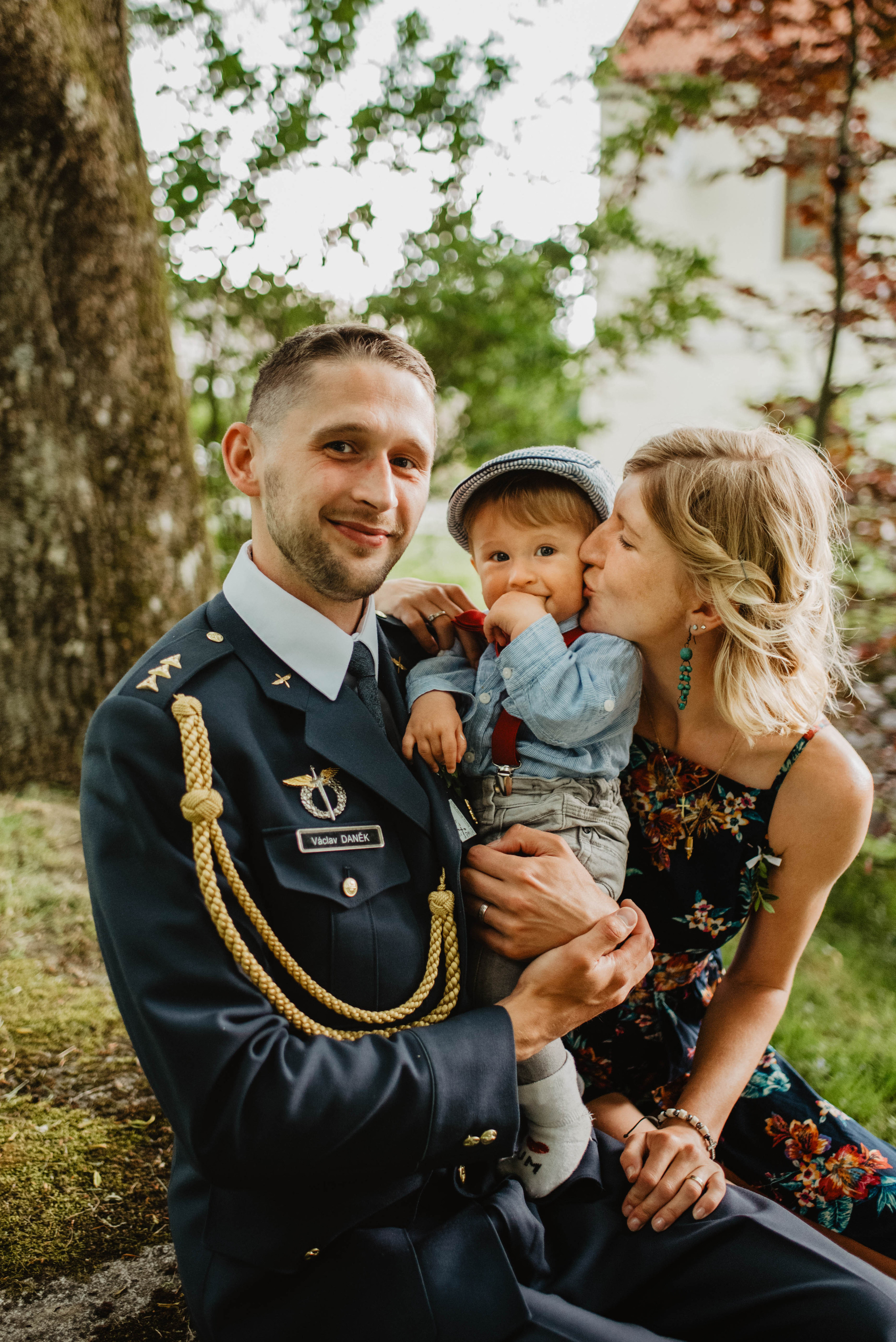 Svatba na hradě na Šumavě. Šumava. Velhartice. Lifestyle, wedding and family photographer