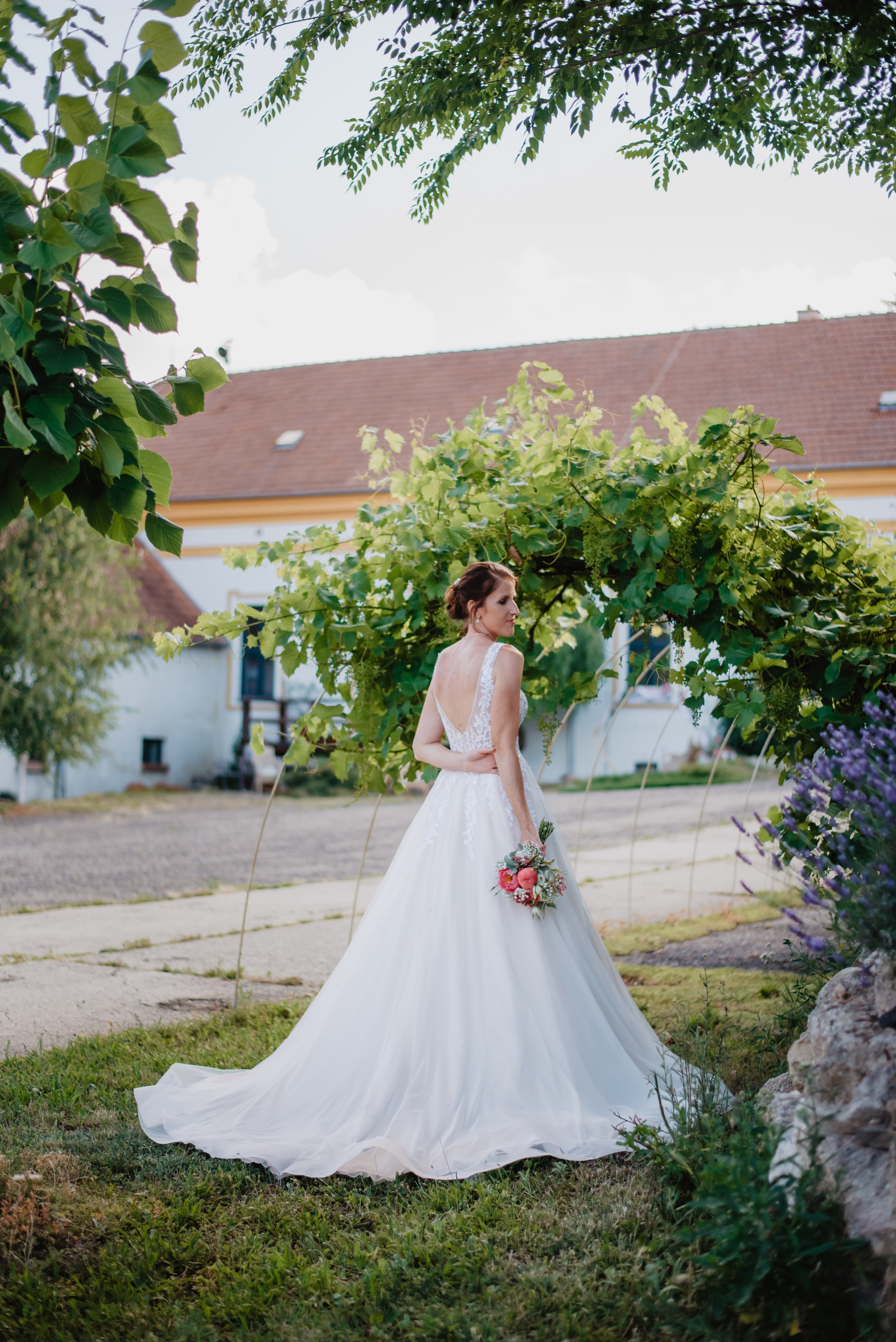 Rustic wedding. Svatba v rustikálním stylu poblíž Brna. Lifestyle, wedding and family photographer
