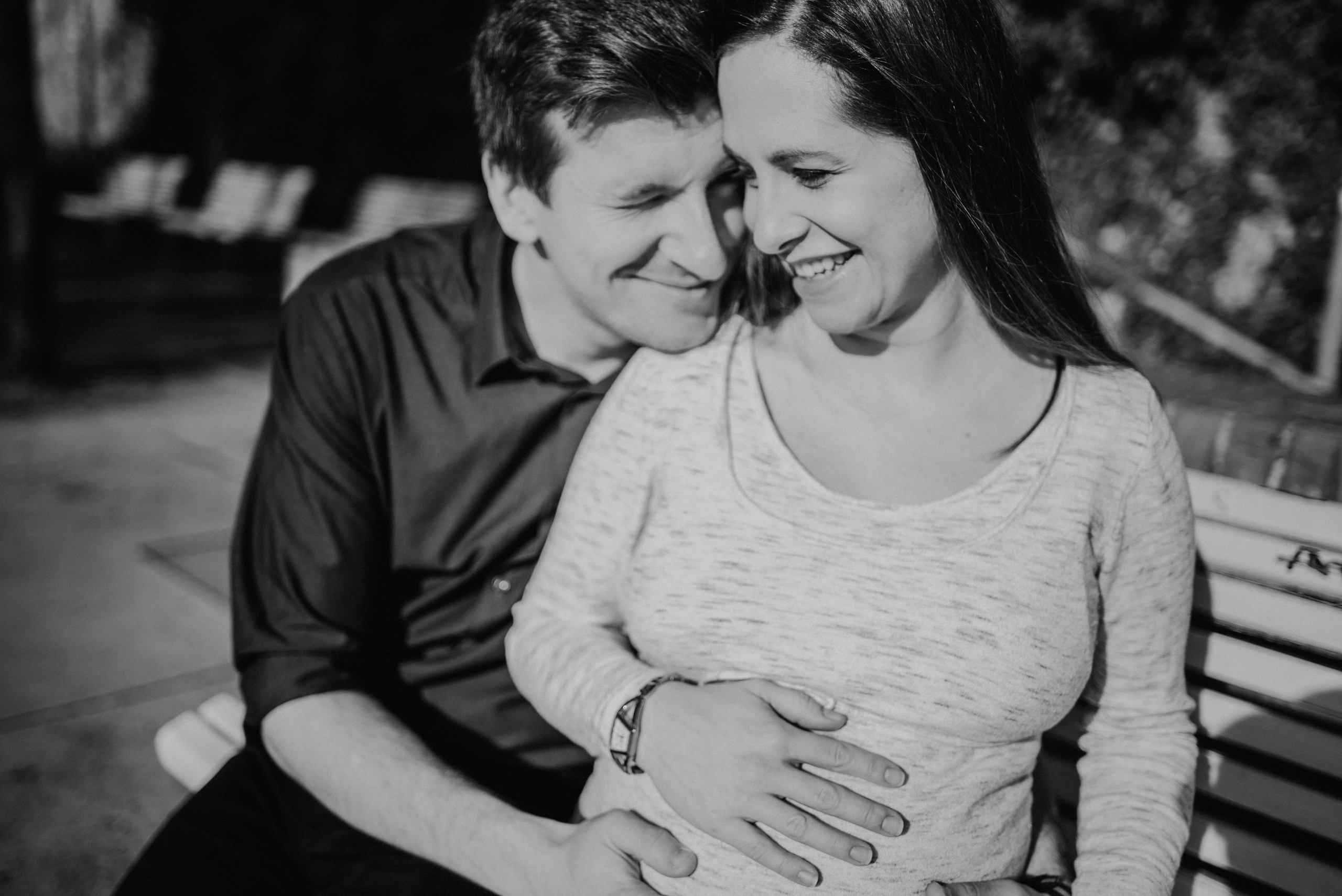 Veronika Jirková Couple in love during spring pregnancy photoshoot. Lifestyle, wedding and family photographer