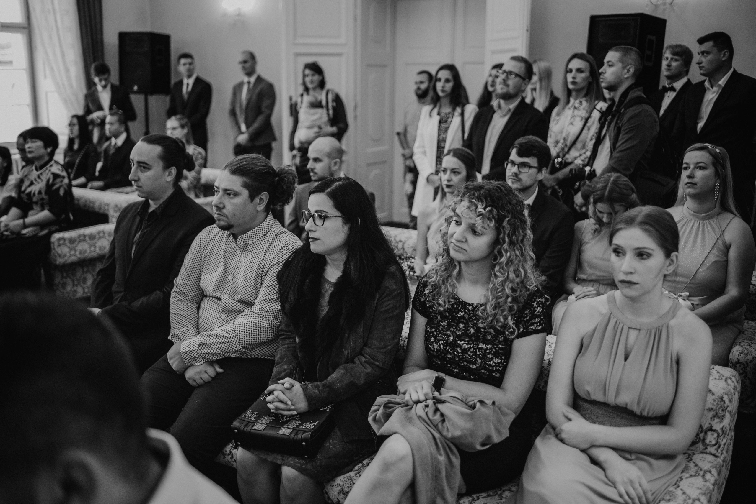 Svatba v centru Brna na Zelném trhu. Lifestyle, wedding and family photographer