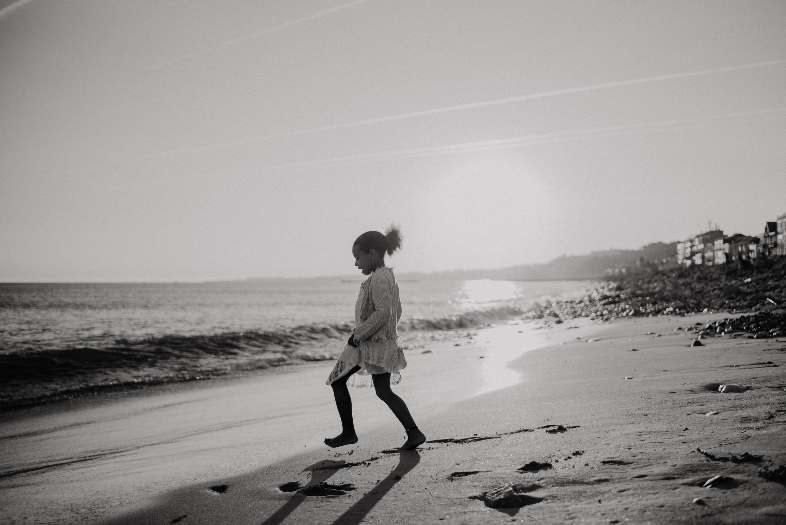 Family photographer based in Lisbon. Lifestyle, wedding and family photographer