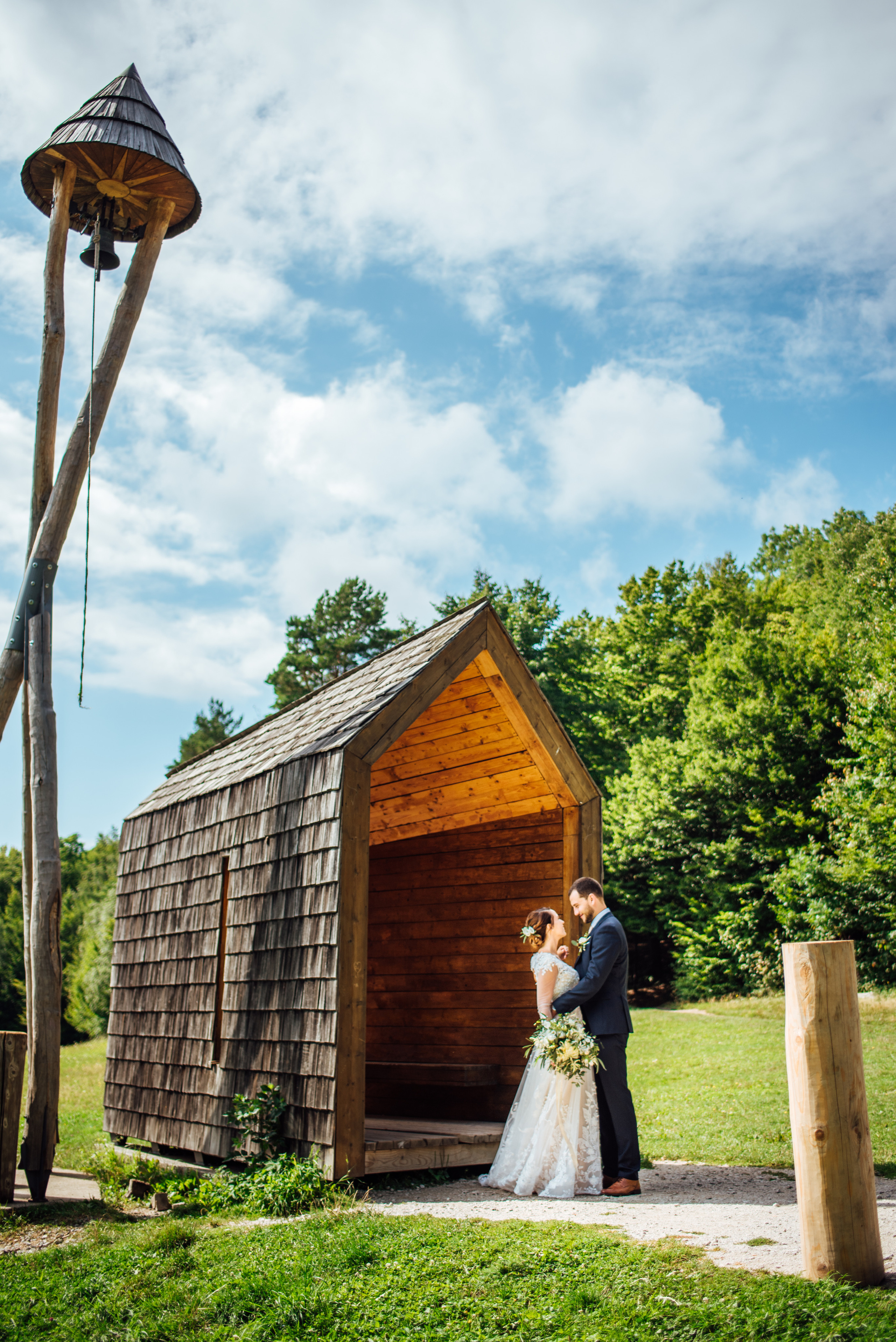 Svatba v Beskydech. Hotel Rekovice. Lifestyle, wedding and family photographer