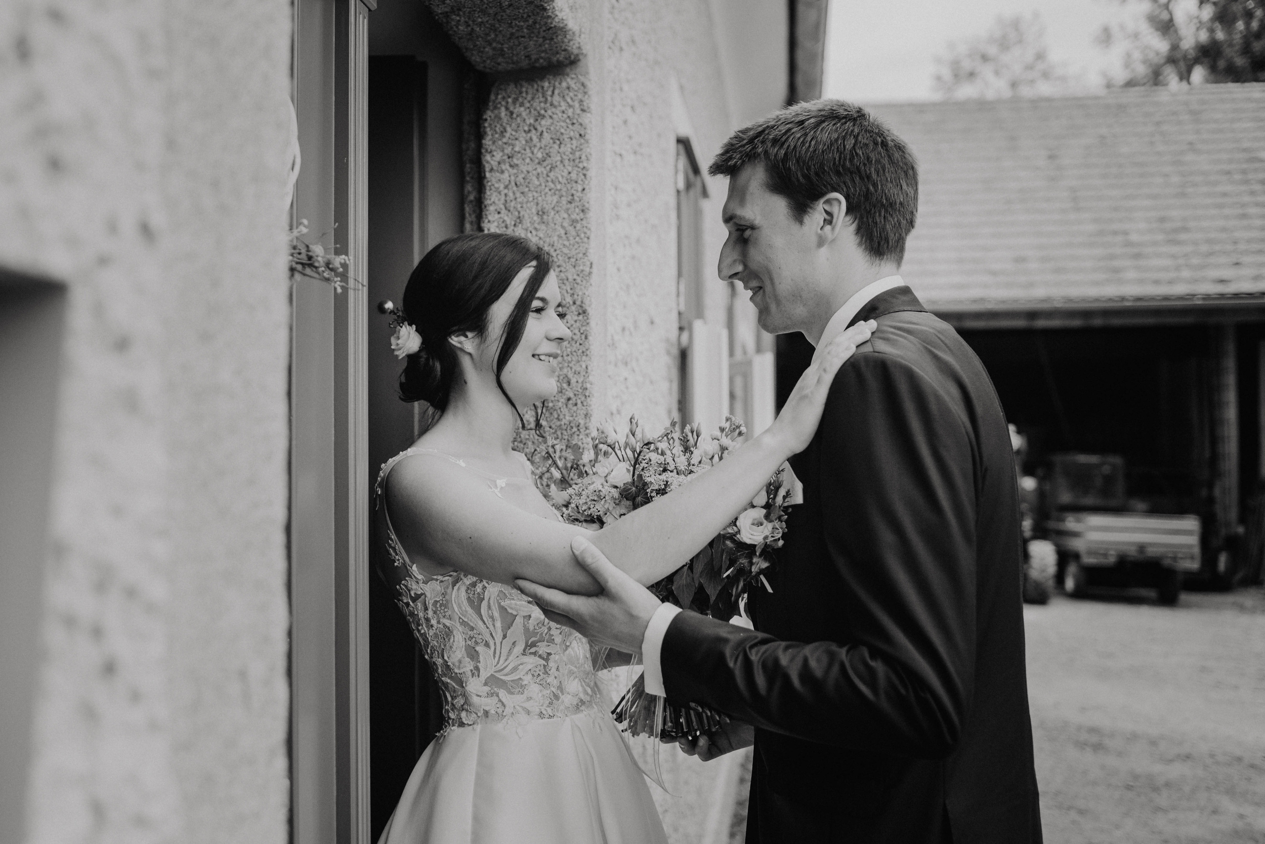 Svatba na hradě na Šumavě. Šumava. Velhartice. Lifestyle, wedding and family photographer