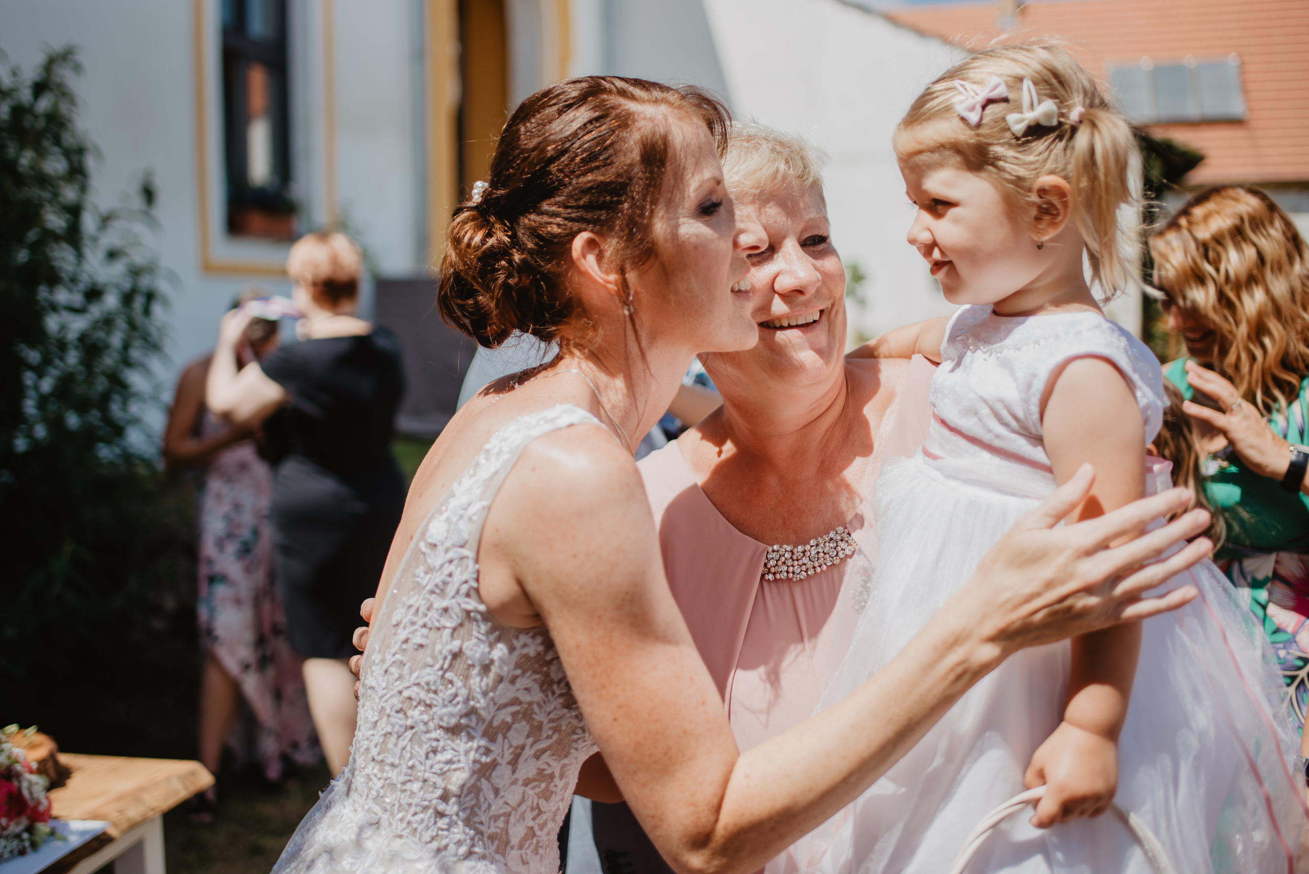 Rustic wedding. Svatba v rustikálním stylu poblíž Brna. Lifestyle, wedding and family photographer