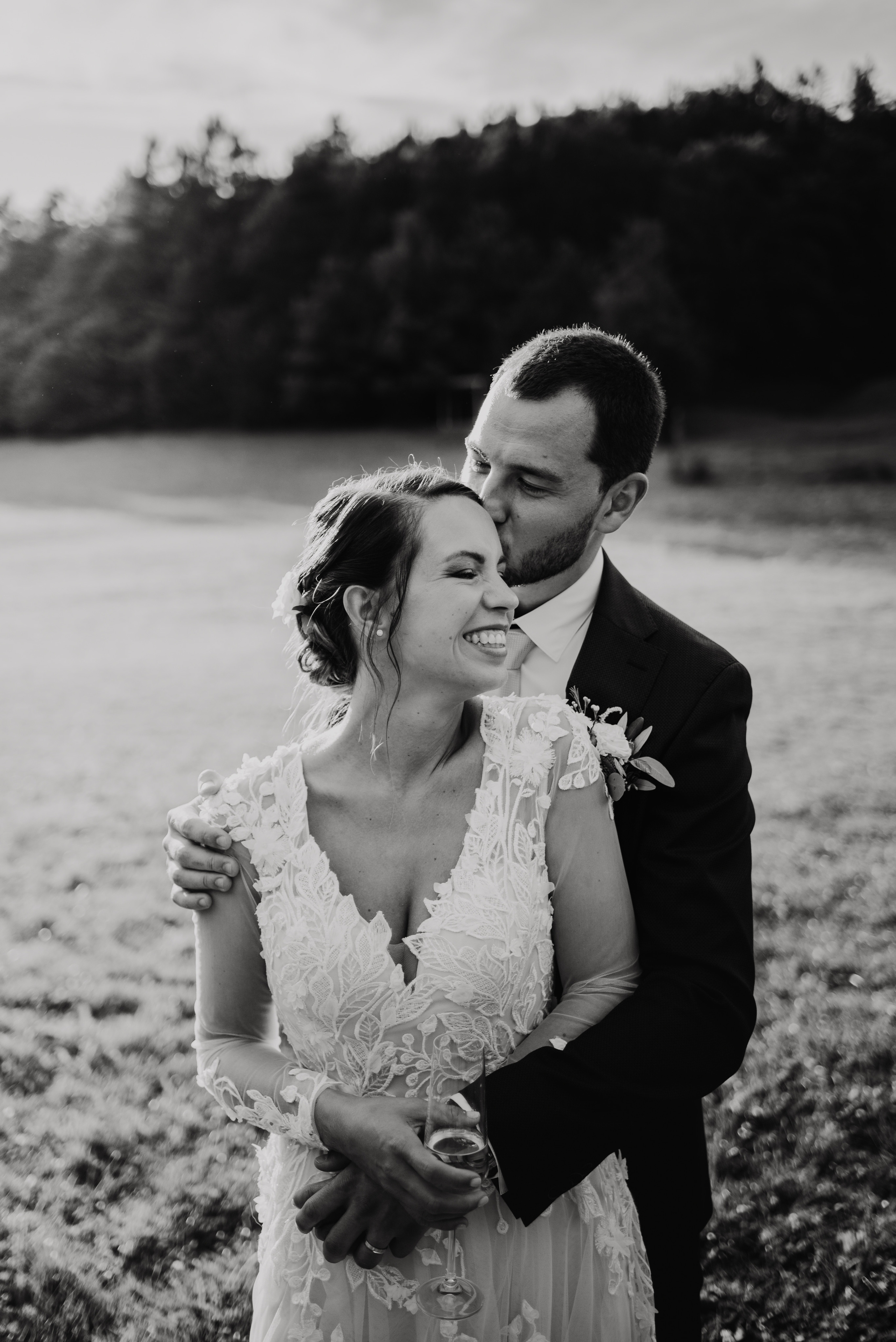 Svatba v Beskydech. Hotel Rekovice. Lifestyle, wedding and family photographer