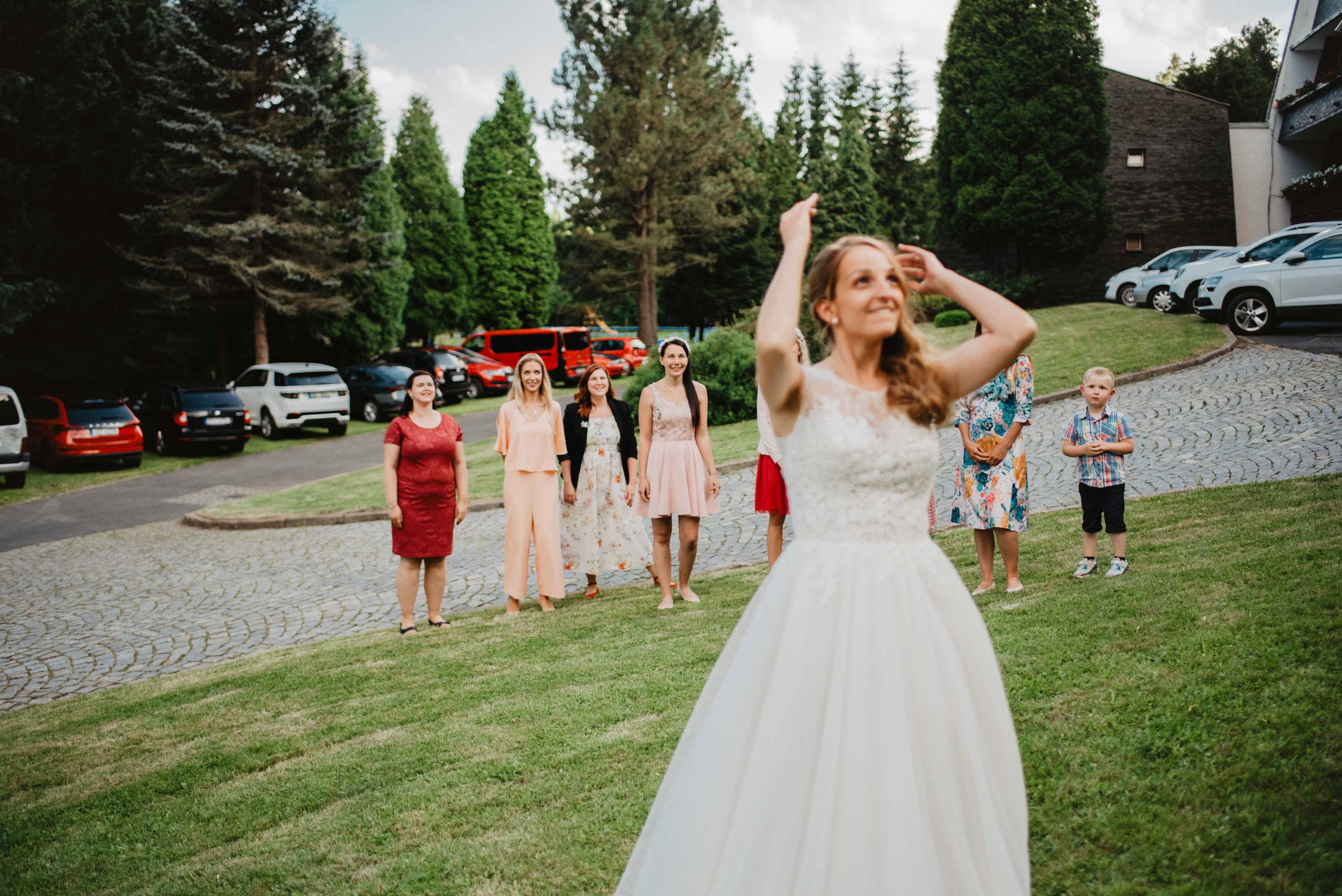 Svatba v kostele v Rýmařově. Bruntál. Lifestyle, wedding and family photographer