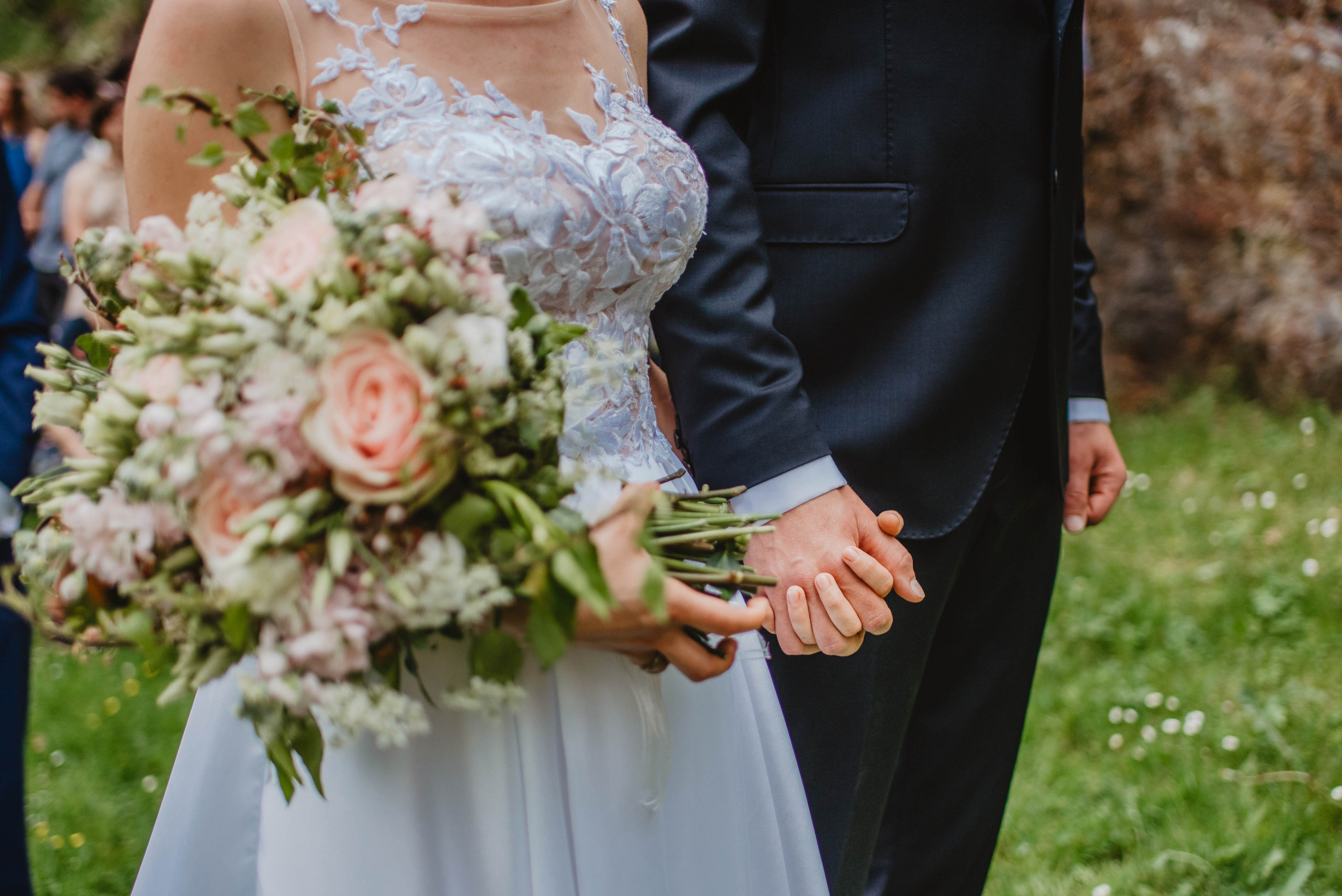 Svatba na hradě na Šumavě. Šumava. Velhartice. Lifestyle, wedding and family photographer