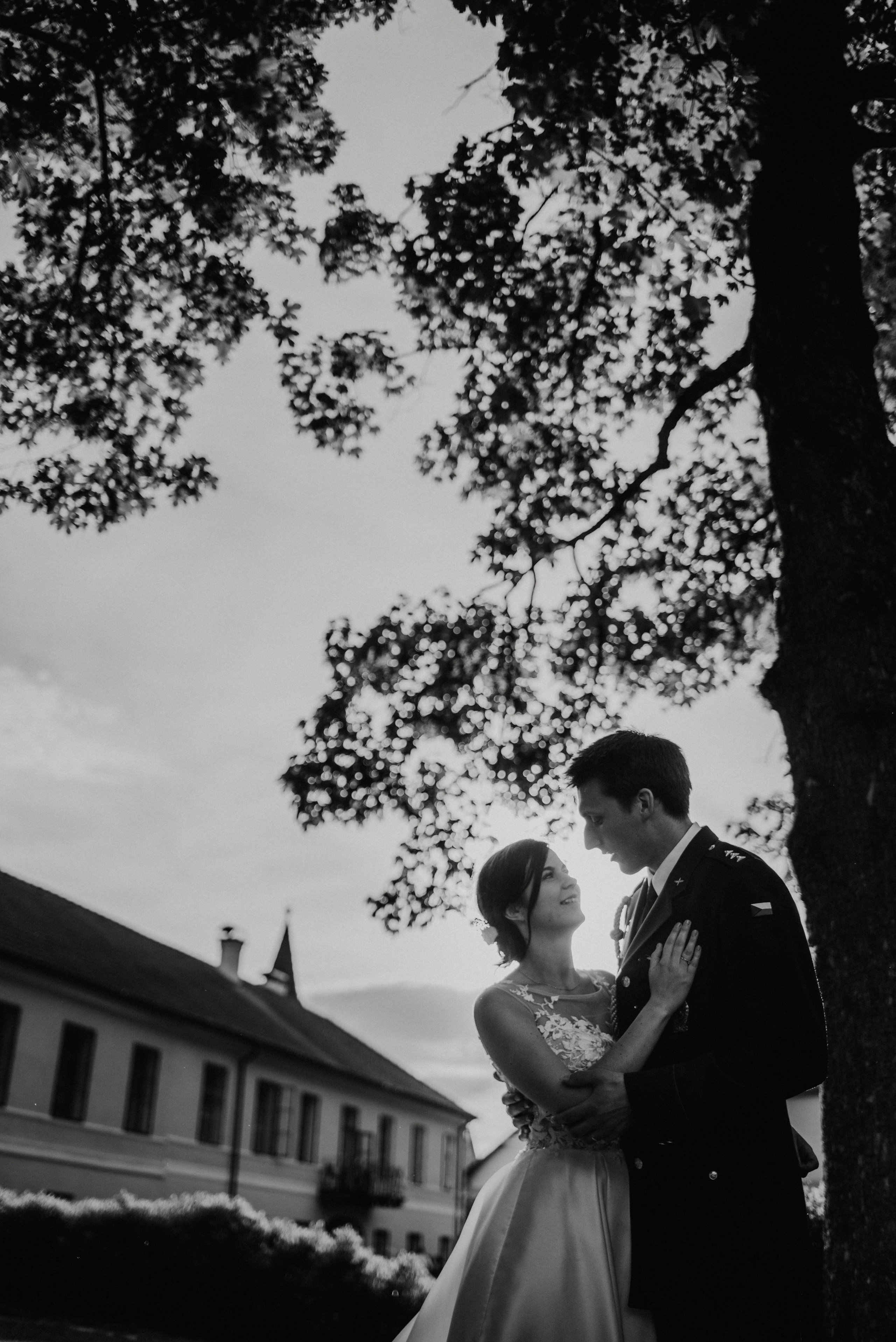 Svatba na hradě na Šumavě. Šumava. Velhartice. Lifestyle, wedding and family photographer