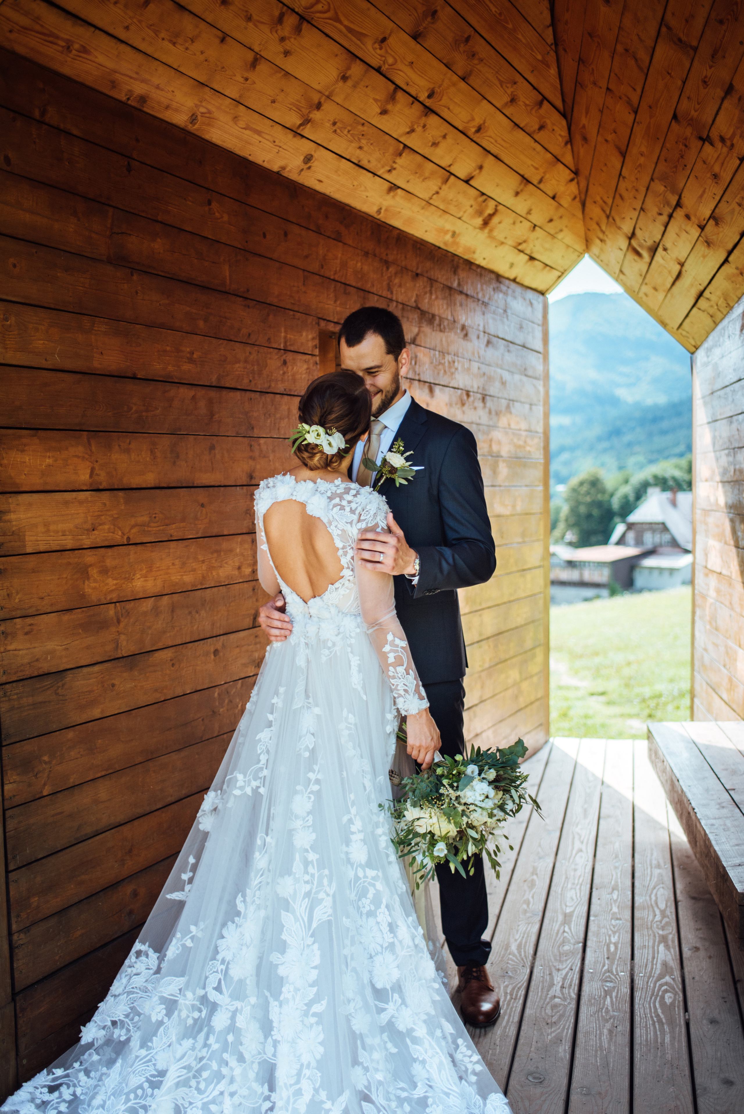 Svatba v Beskydech. Hotel Rekovice. Lifestyle, wedding and family photographer
