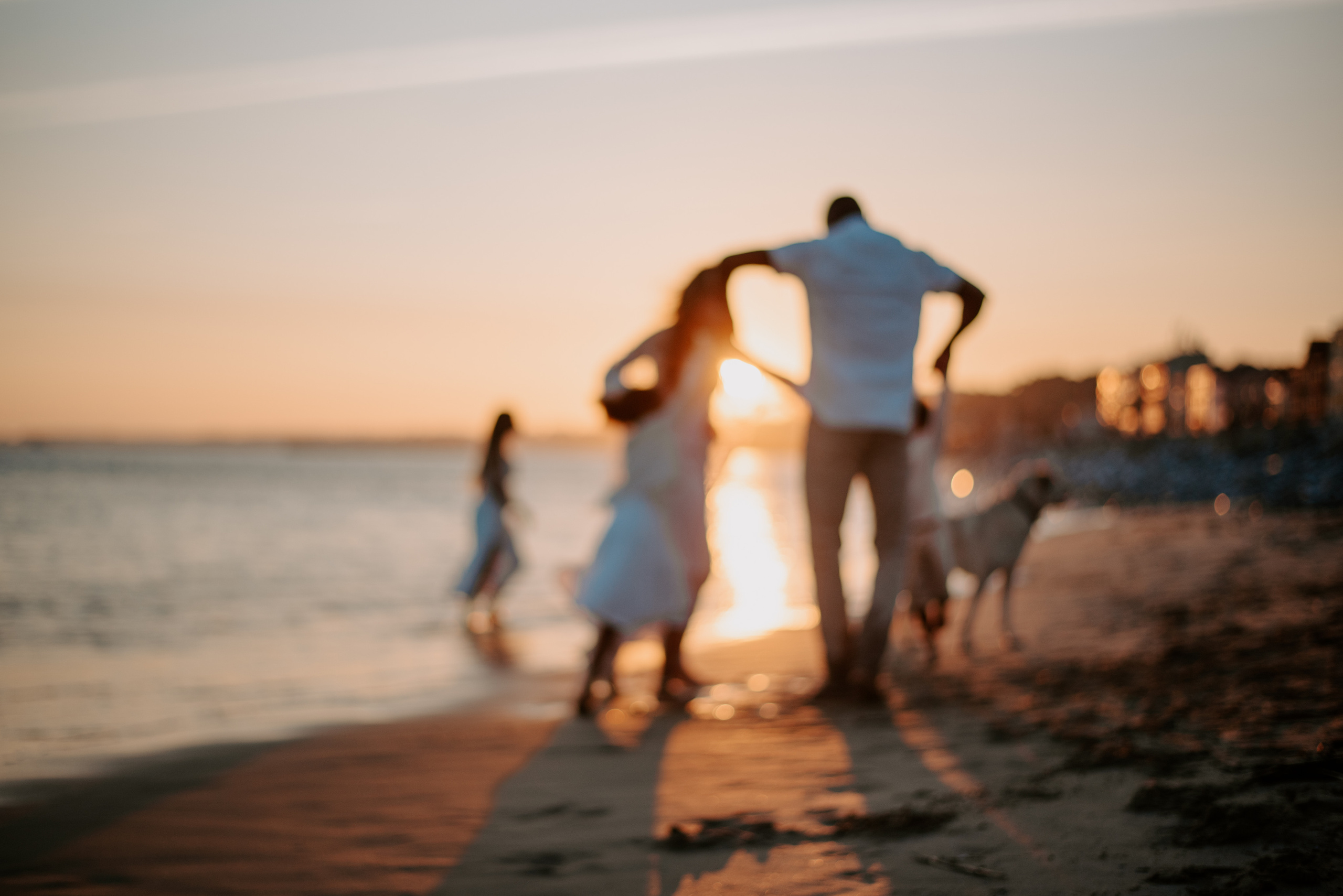 Family photographer based in Lisbon. Lifestyle, wedding and family photographer