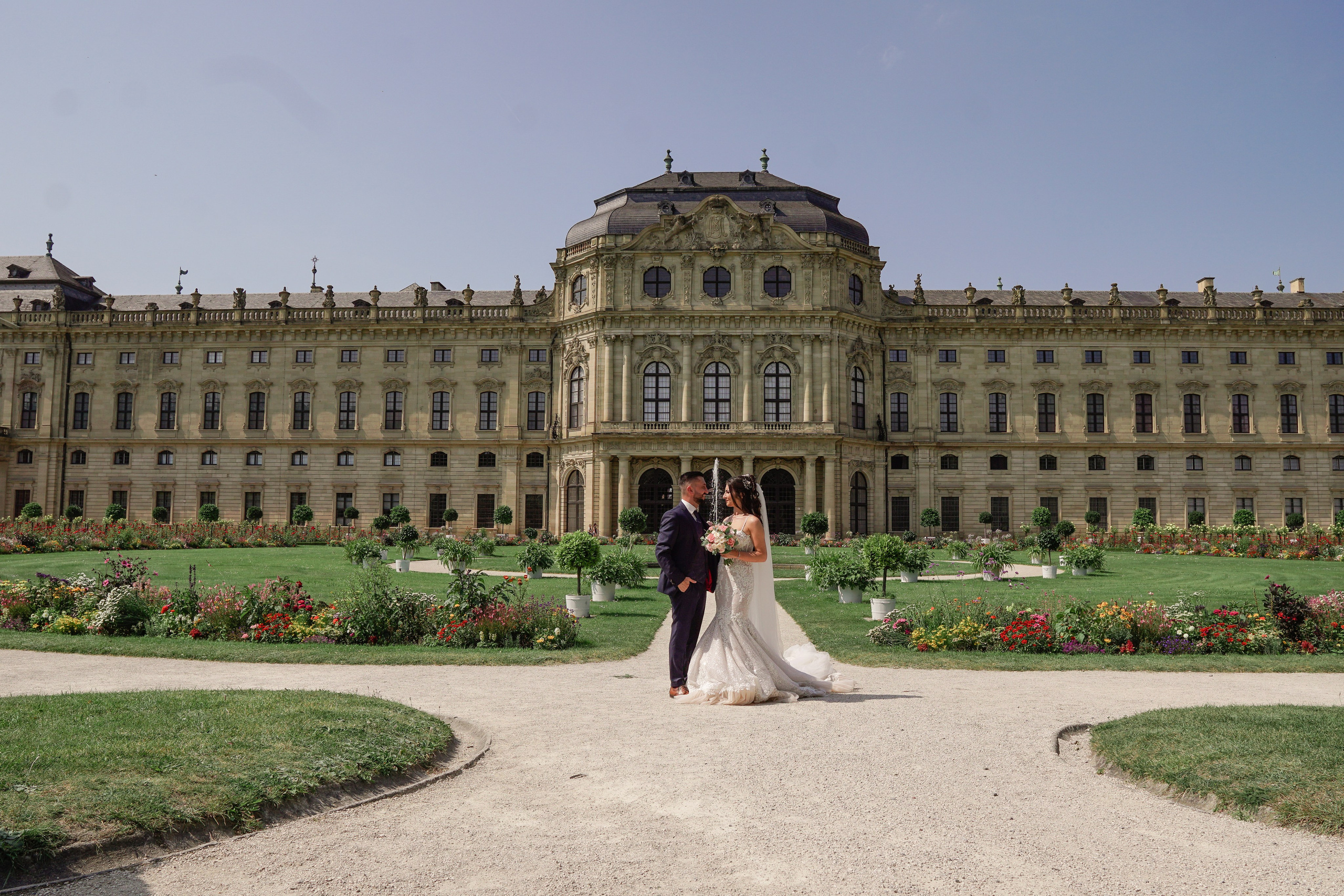 Photograph Michael. Khanoff Production Studio