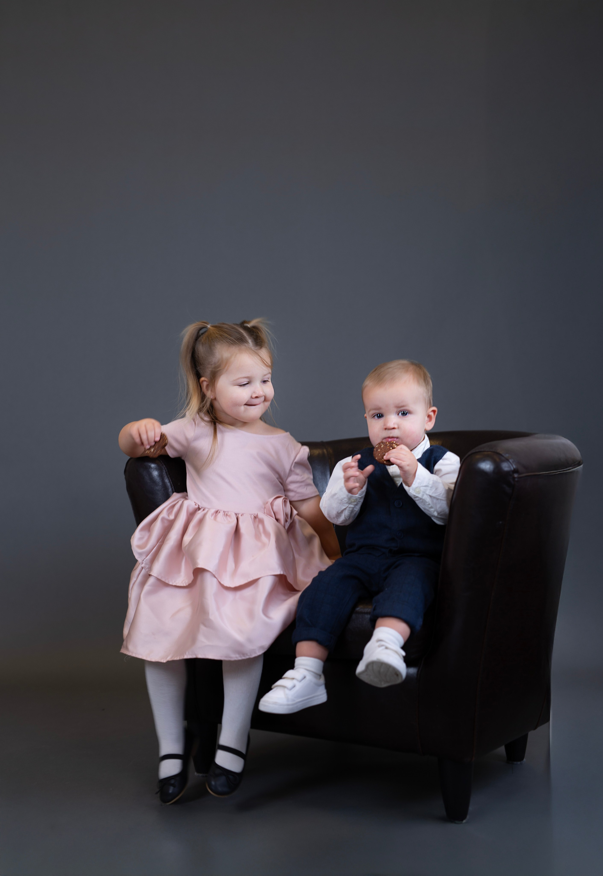 Agata. Family and real state photographer in Haugesund Dina Vikra