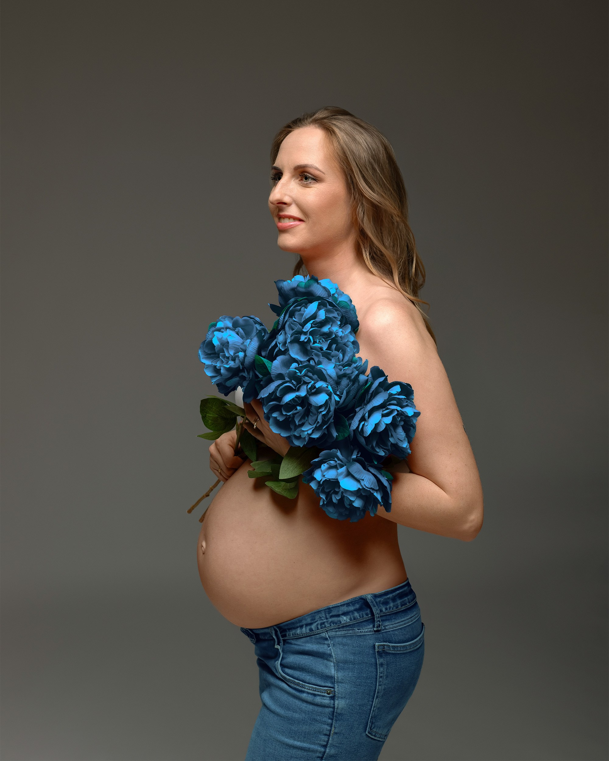 Sesiones de fotografía de Embarazo y Maternidad en Estudio y Exteriores , Sesiones de  Embarazo y Maternidad con pareja