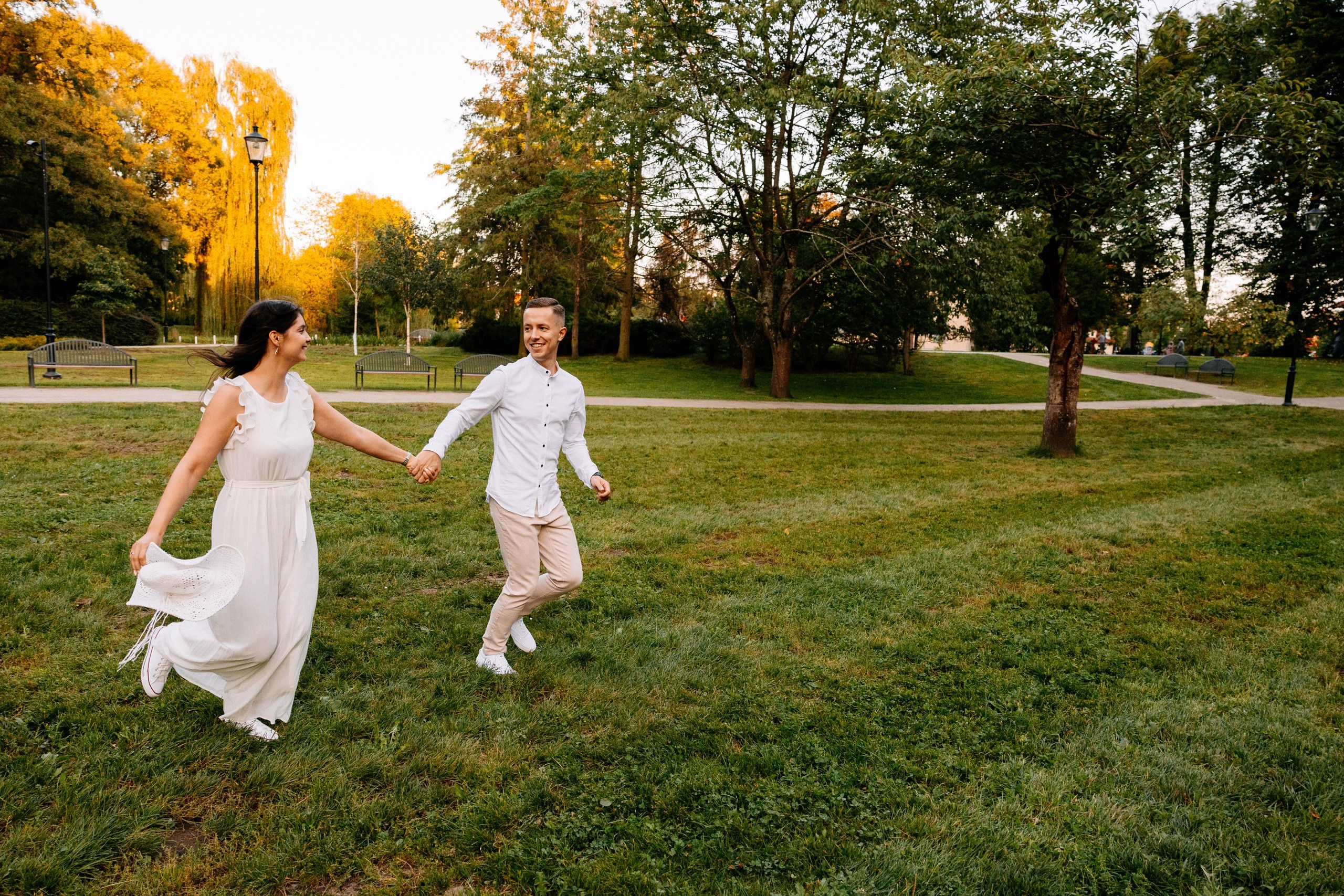 Asia ♡ Łukasz. Fotograf Ślubny Warszawa - Sesje Biznesowe Rodzinne Eventy