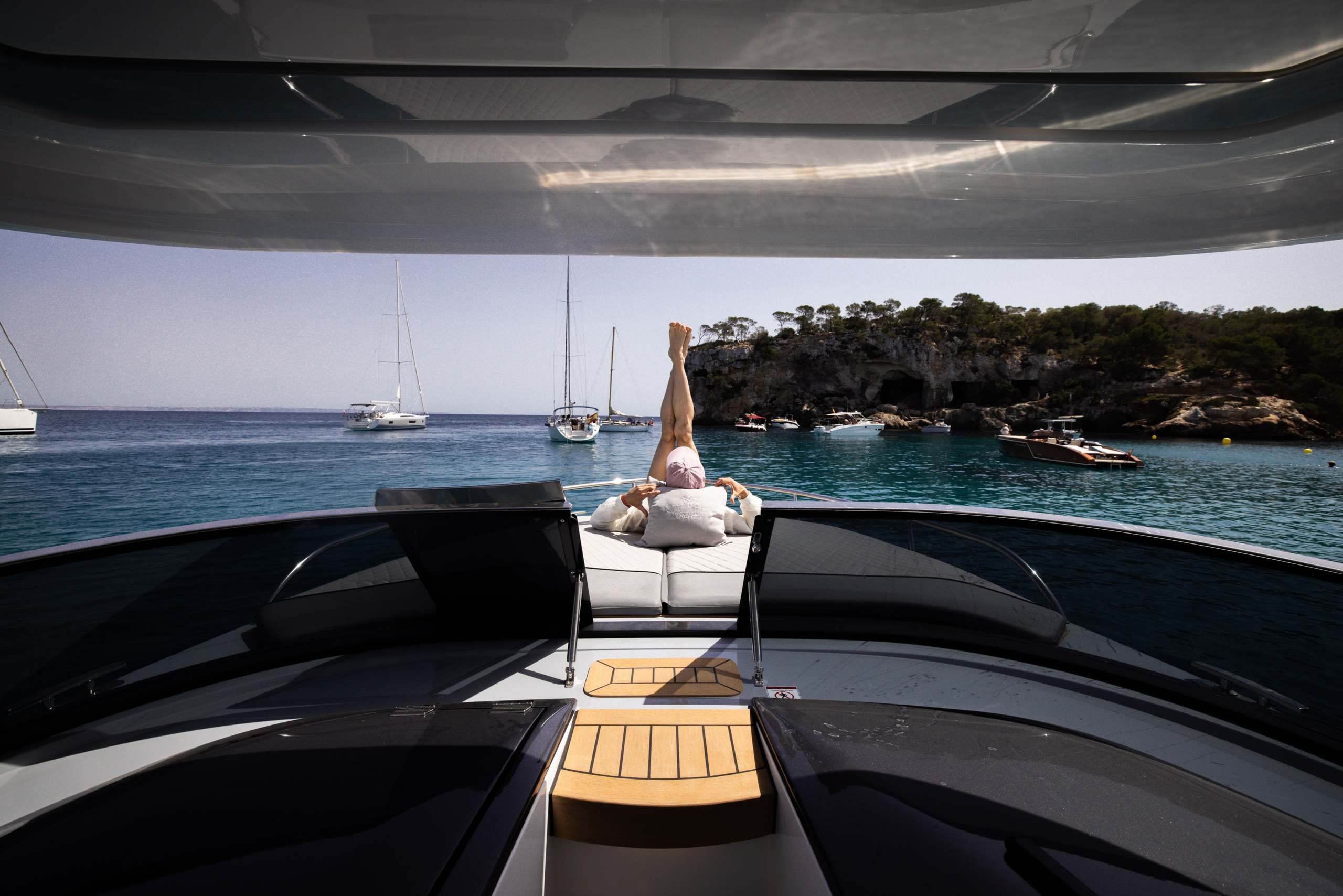 Portrait photographer in Europe. Aurora Balear in Balearic Islands, woman portrait photographer. Work in Spain