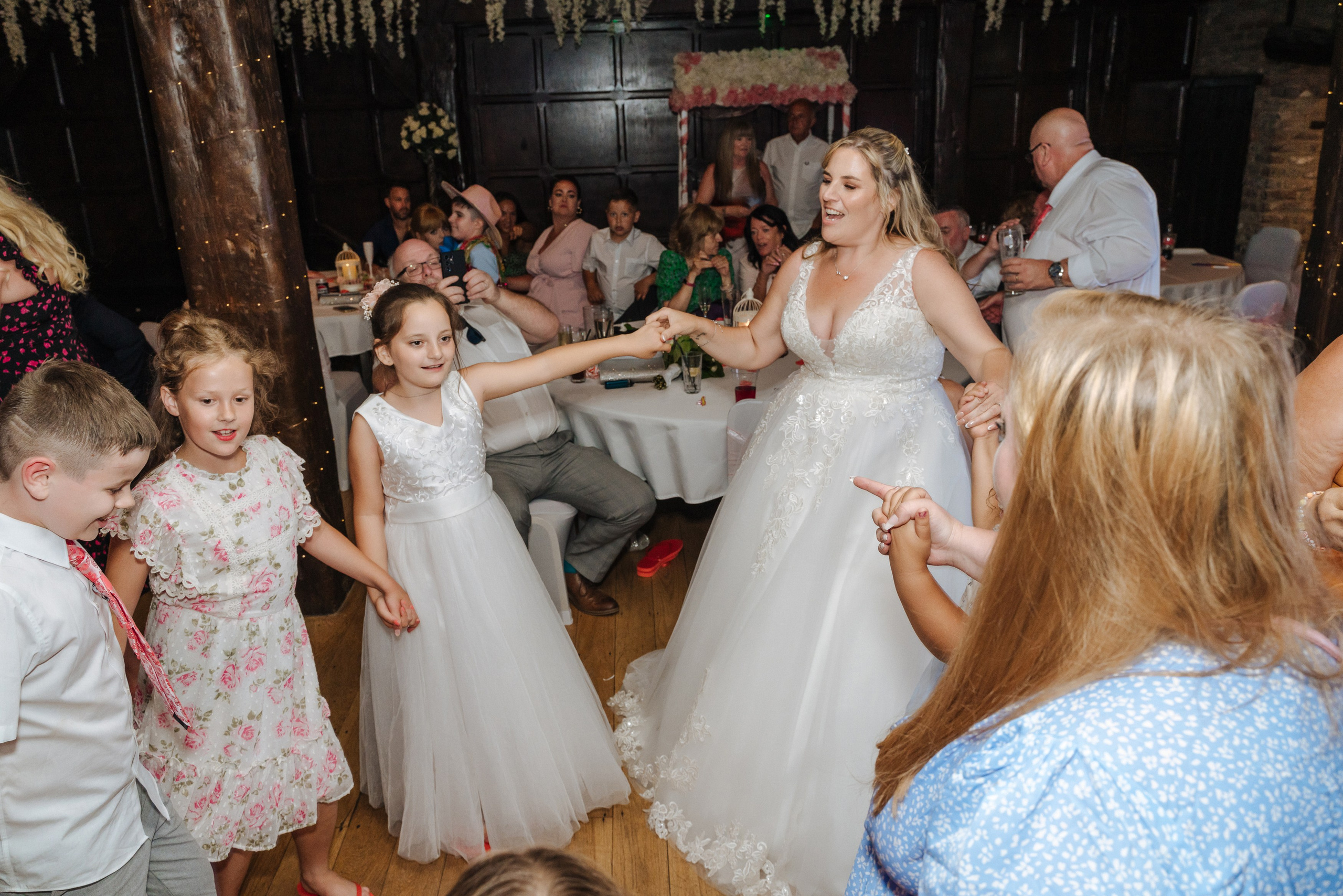 Wedding at Bird Hills Golf Centre. Photographer in England Ekaterina Romanova