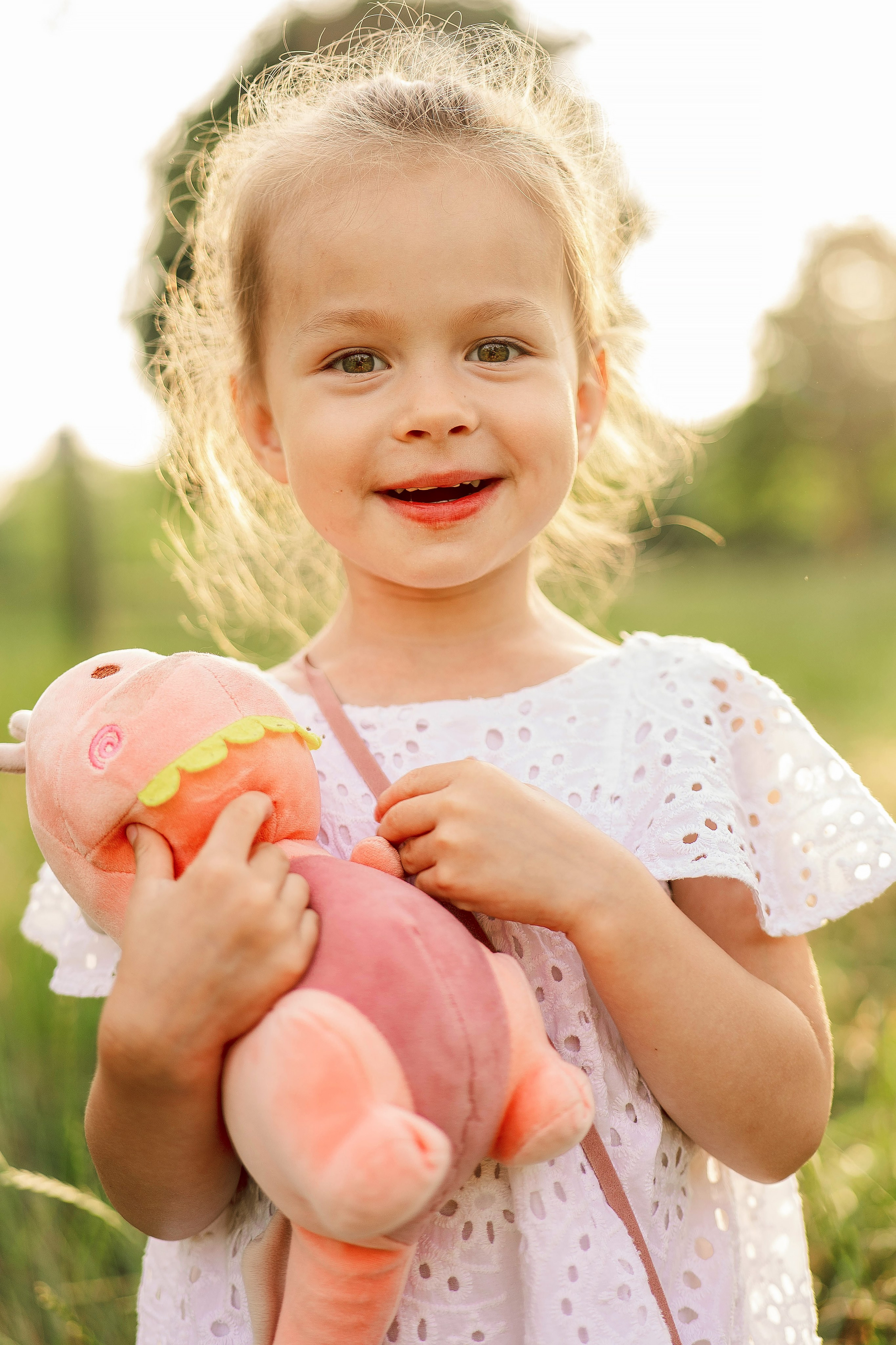 Nadia. Wedding and family photographer in London