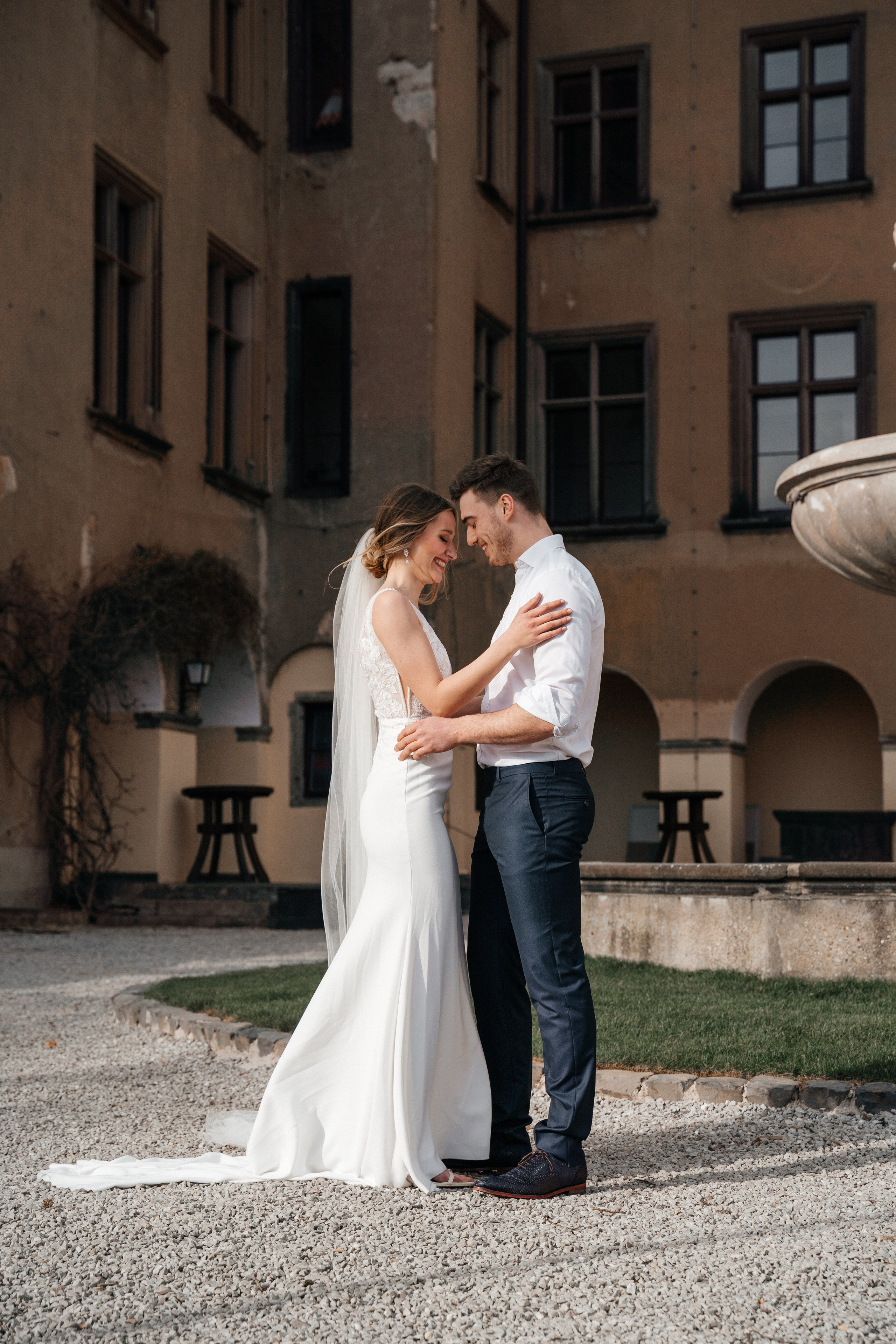 J & K AfterWedding im Schloss Arenfels. Hochzeitsfotograf für Moers, Niederrhein, Düsseldorf, NRW und Deutschland