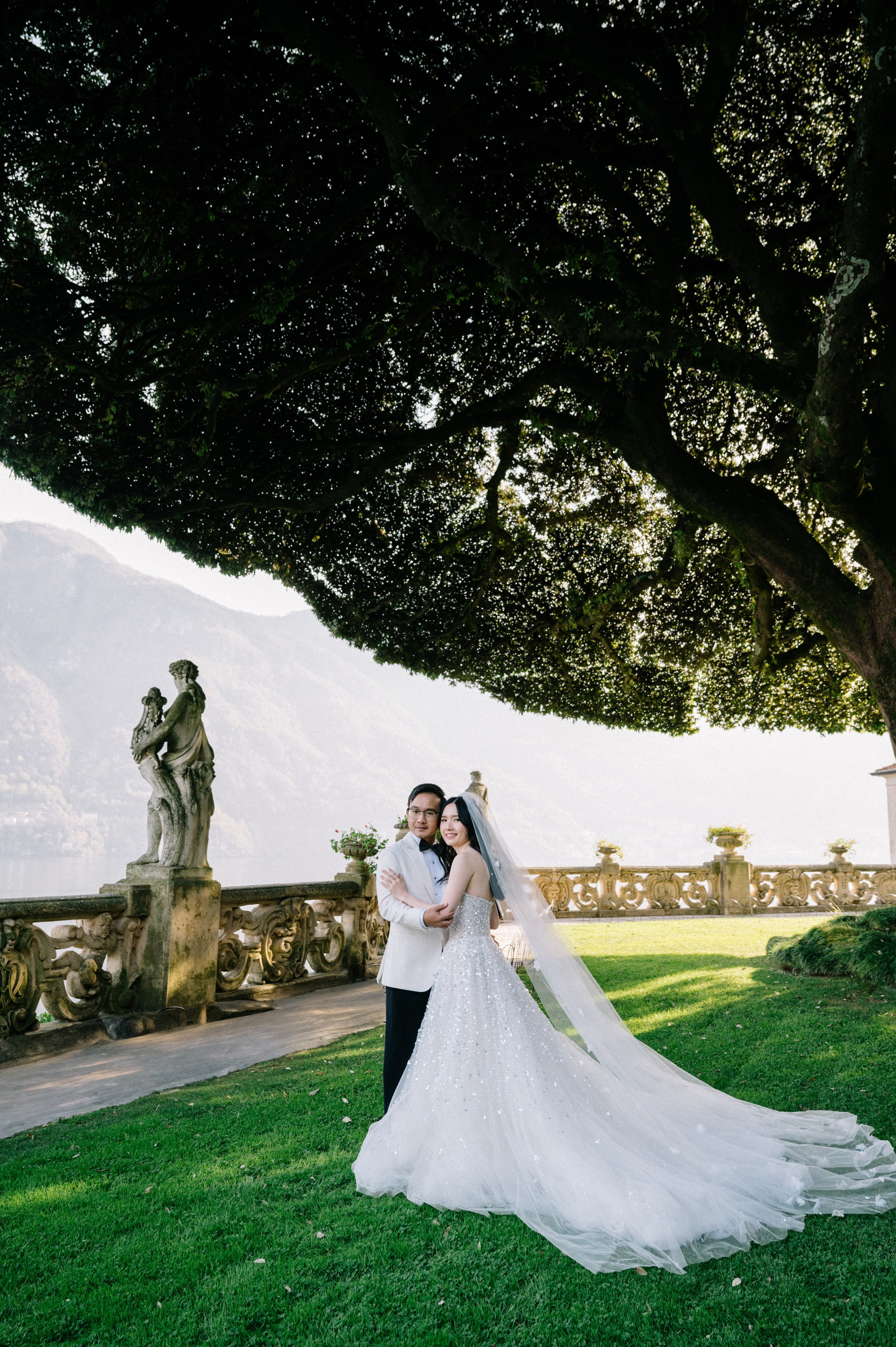 Lake Como. Lake Como Photographer — Proposal | Wedding | Elopement