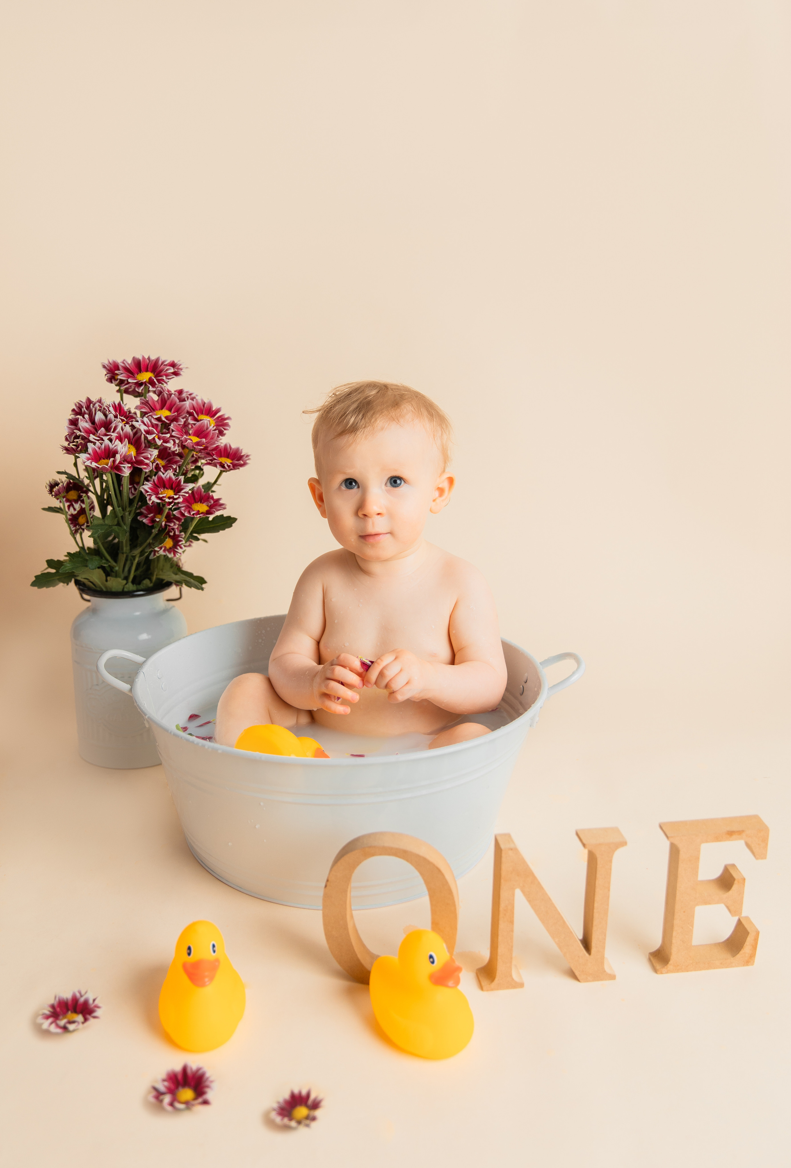 CAKE SMASH ja 1 V KUVAUKSET. Valokuvaaja Itä-Uudellamaalla Viktoria photography