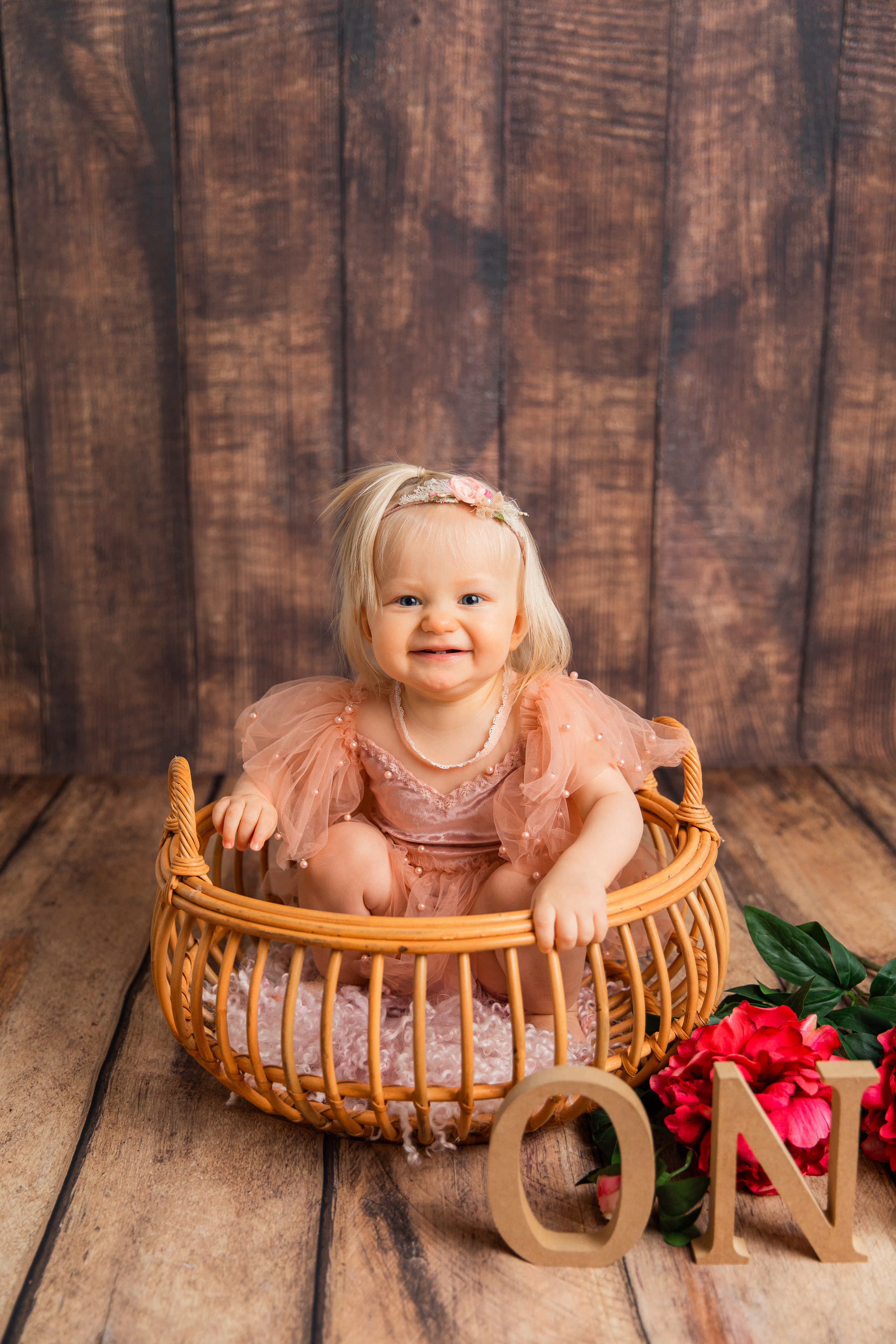 CAKE SMASH ja 1 V KUVAUKSET. Valokuvaaja Itä-Uudellamaalla Viktoria photography